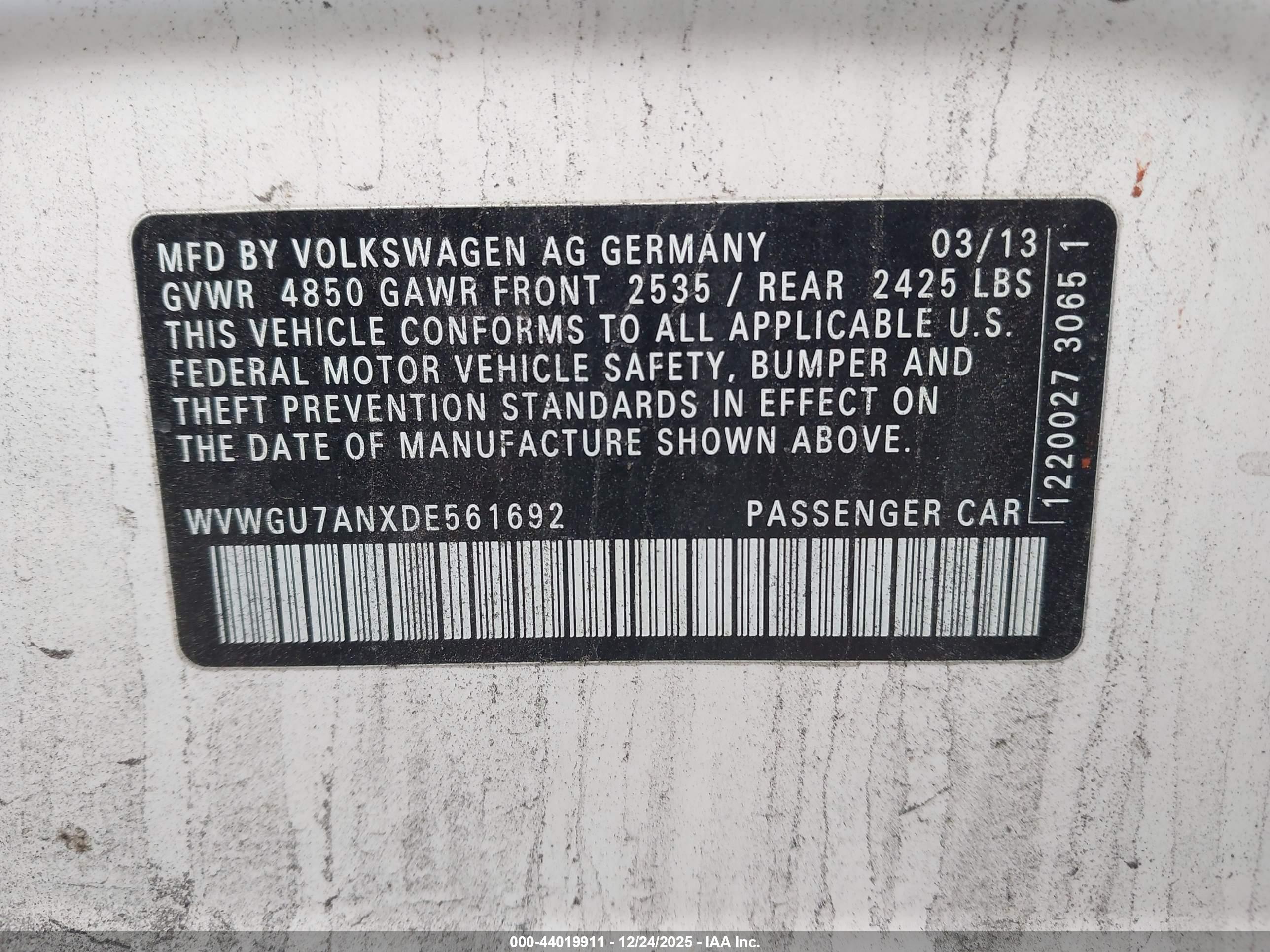VOLKSWAGEN CC image 9