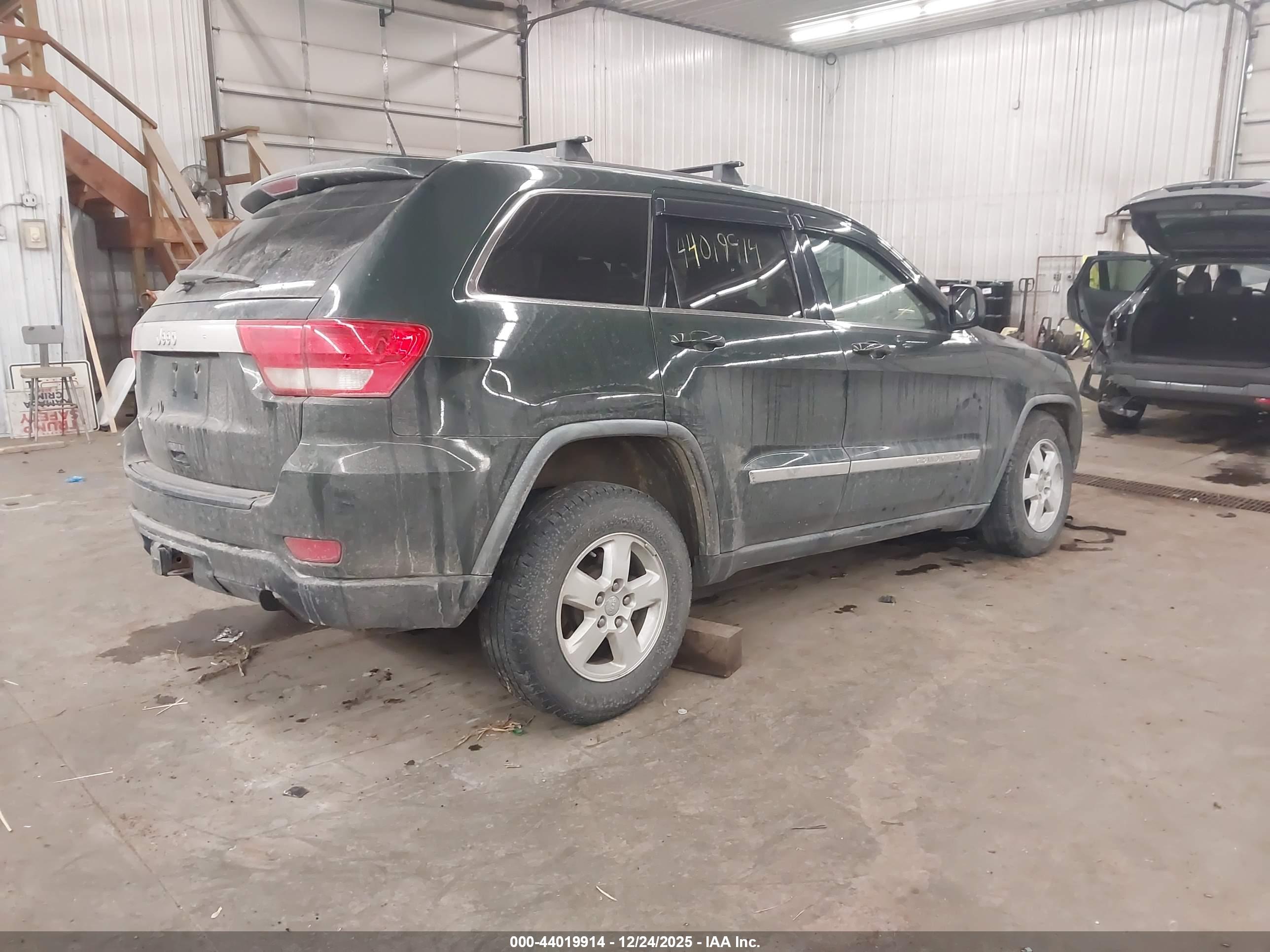 JEEP GRAND image 4