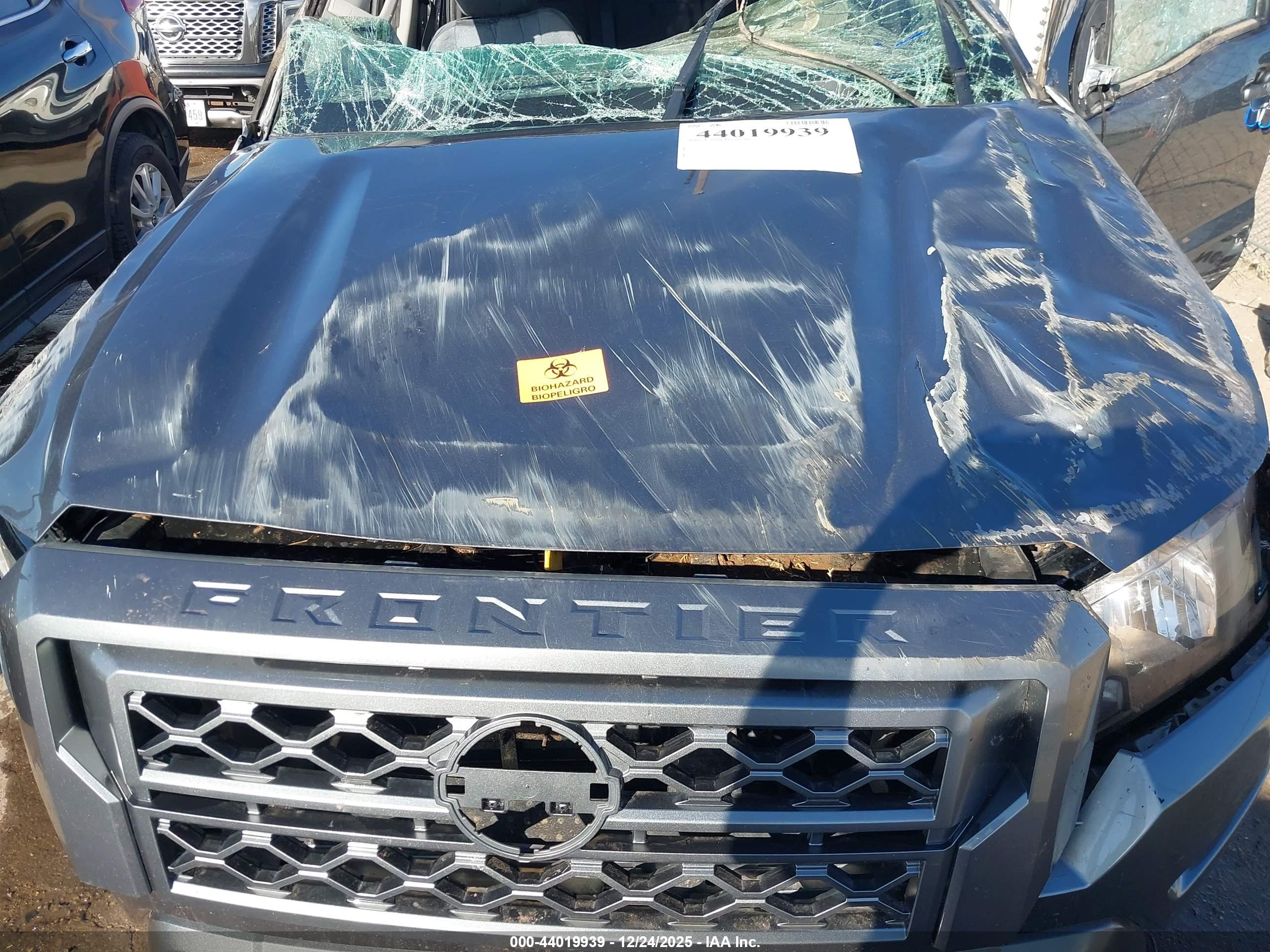 NISSAN FRONTIER image 10