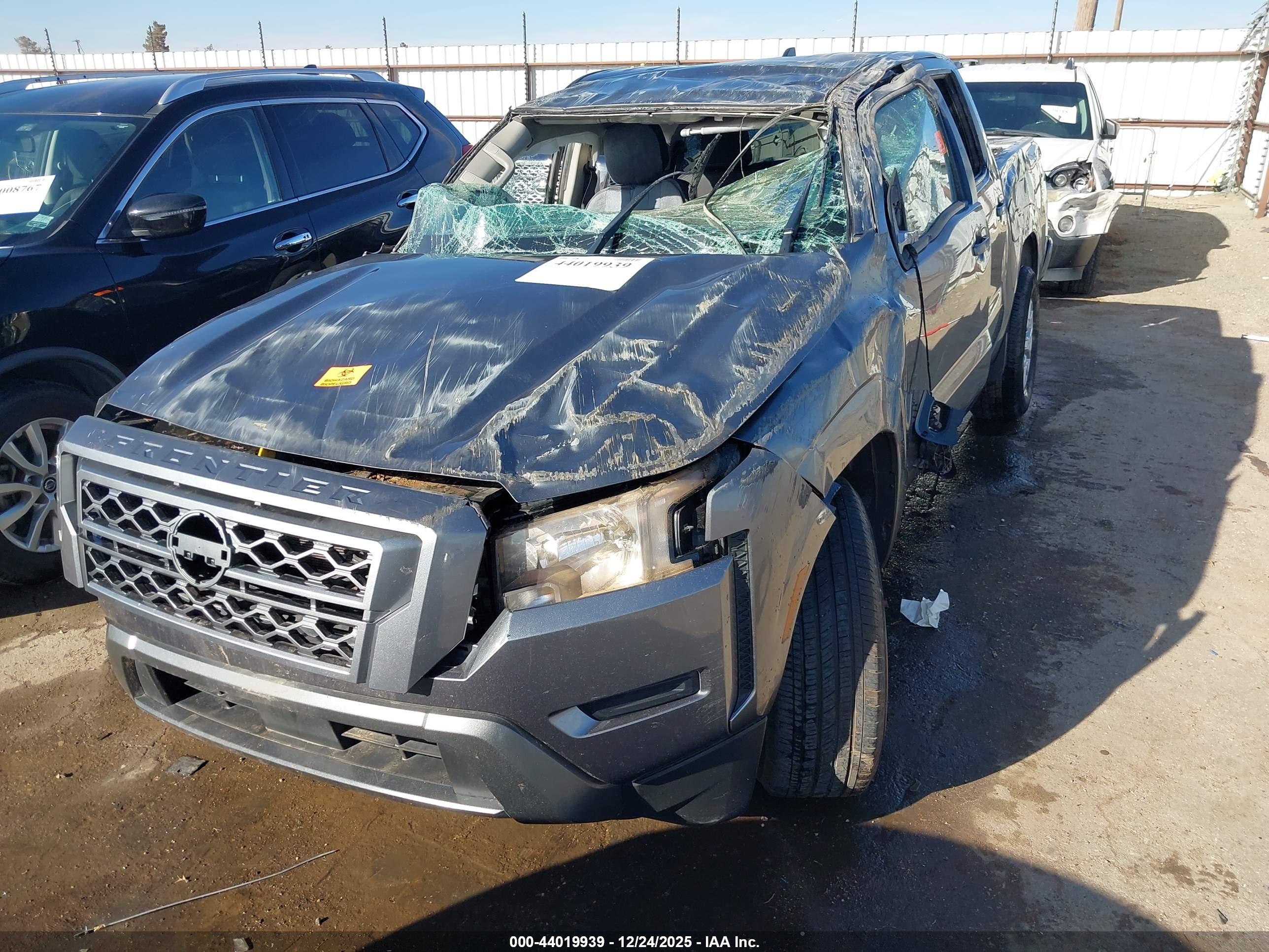 NISSAN FRONTIER image 6