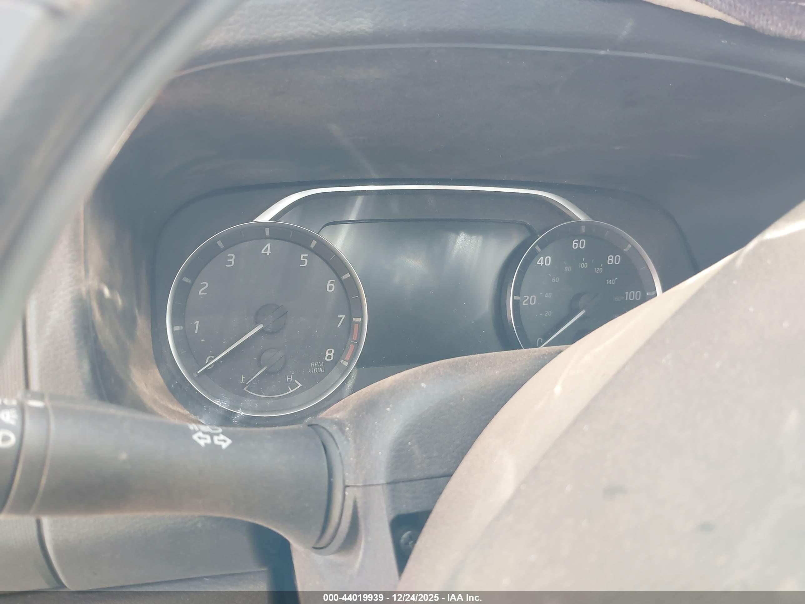 NISSAN FRONTIER image 7