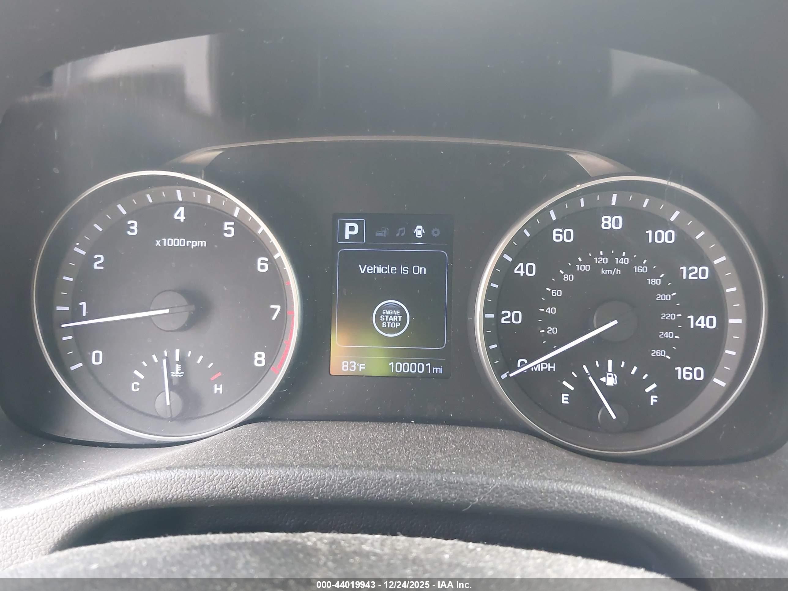 HYUNDAI ELANTRA image 7