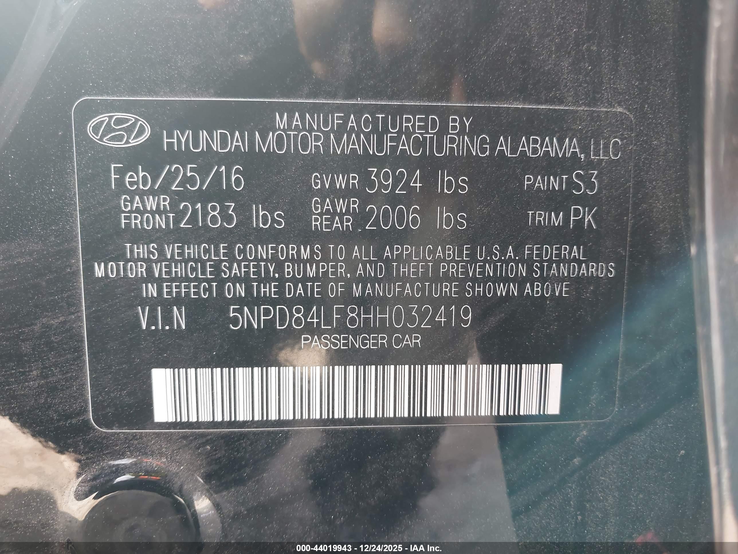 HYUNDAI ELANTRA image 9