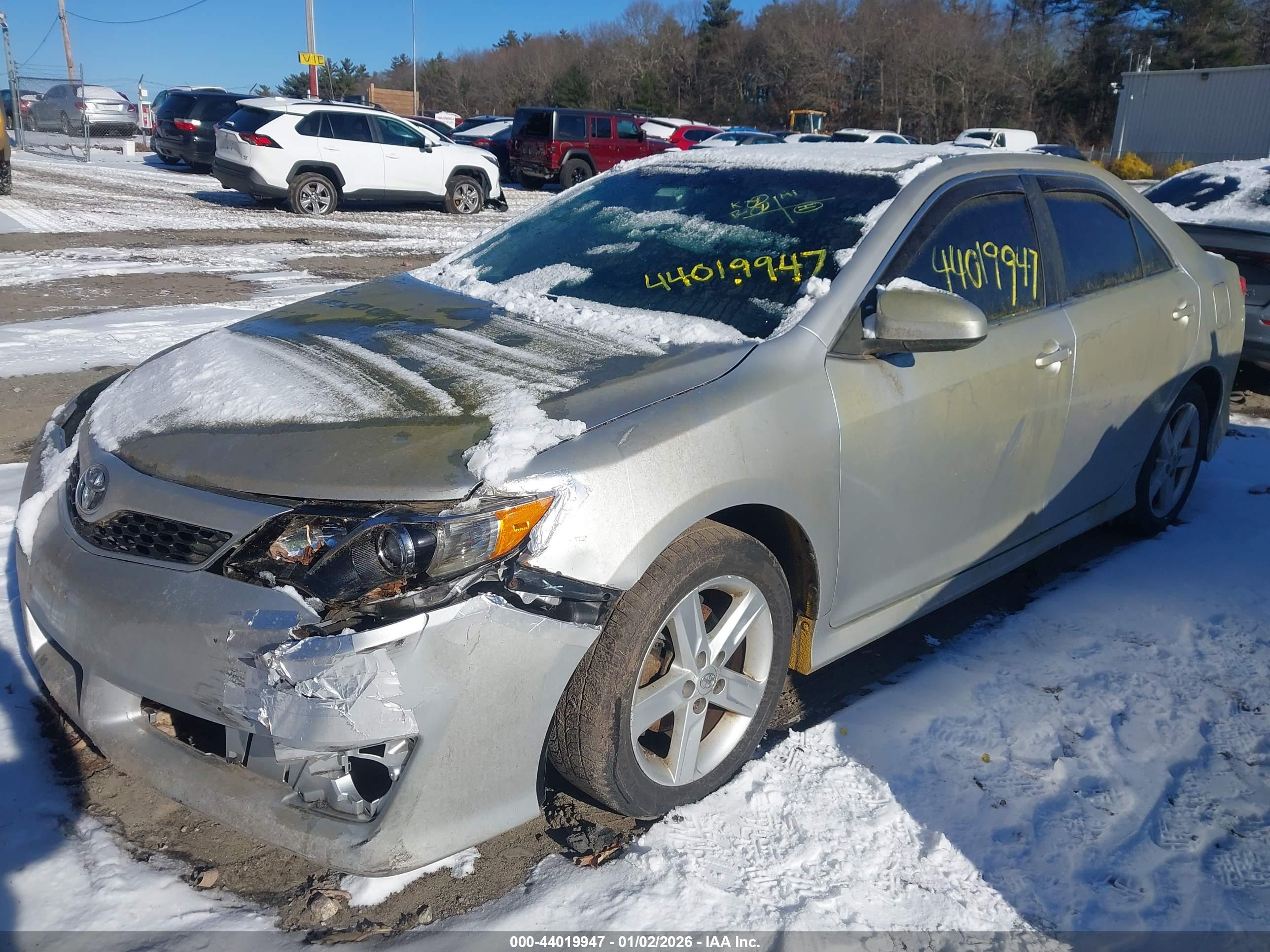 TOYOTA CAMRY image 2