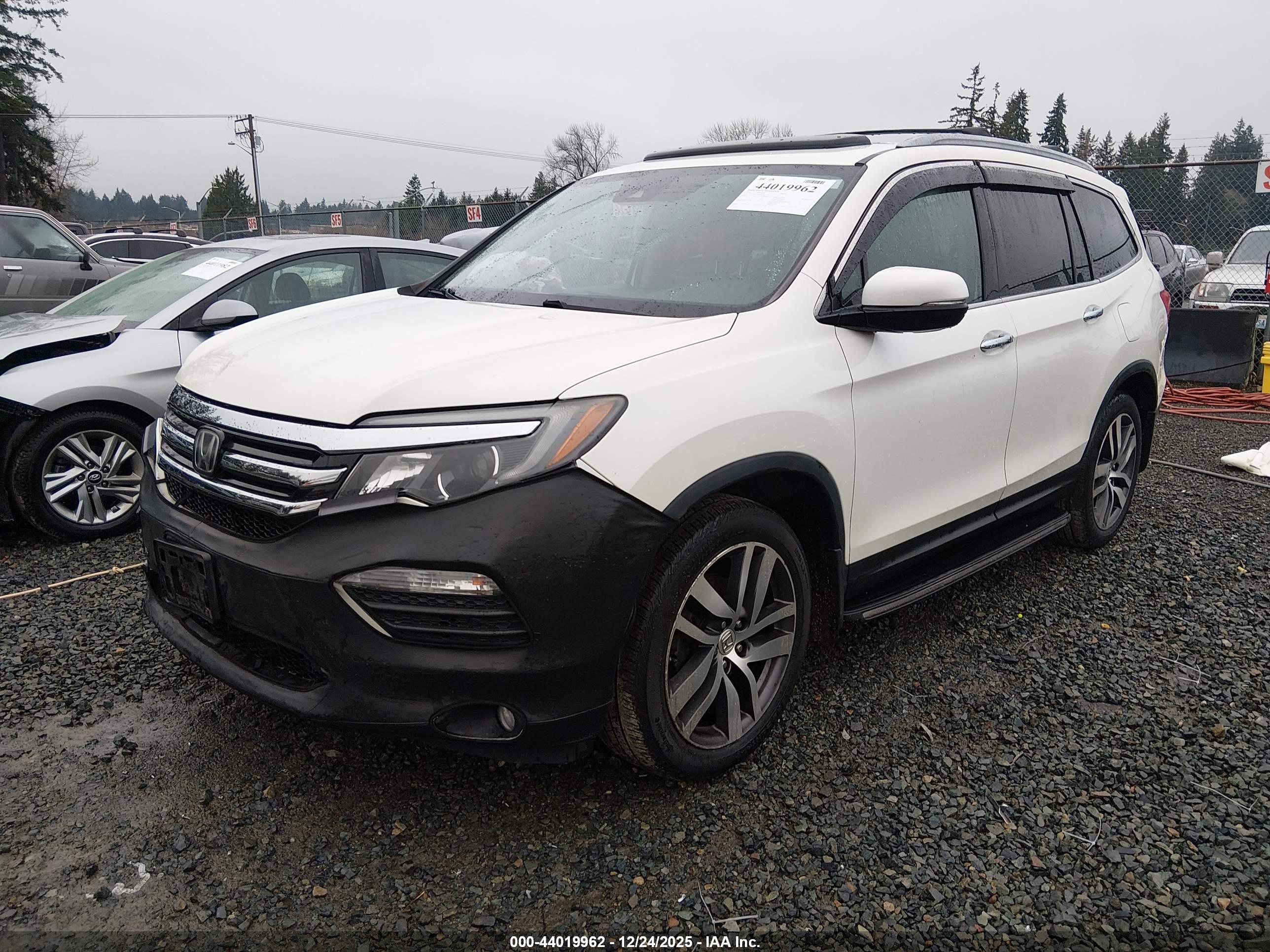 HONDA PILOT image 2
