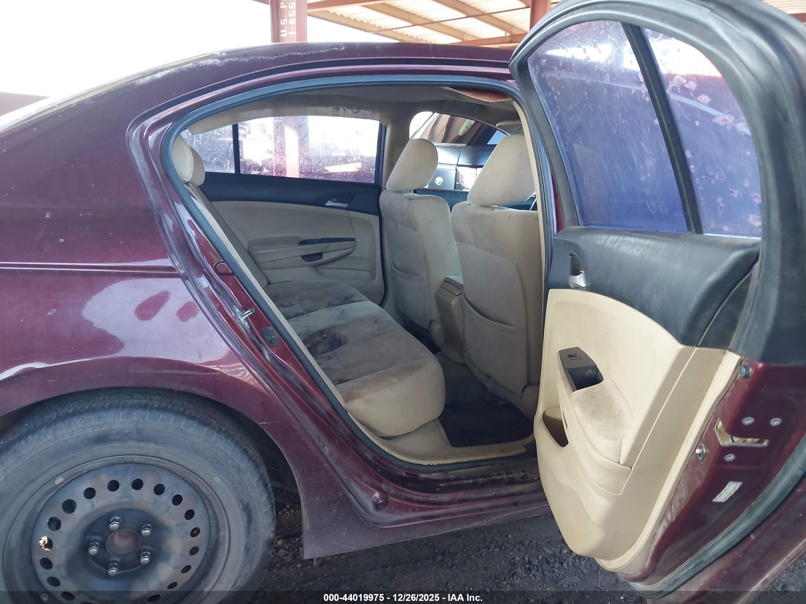 HONDA ACCORD image 8