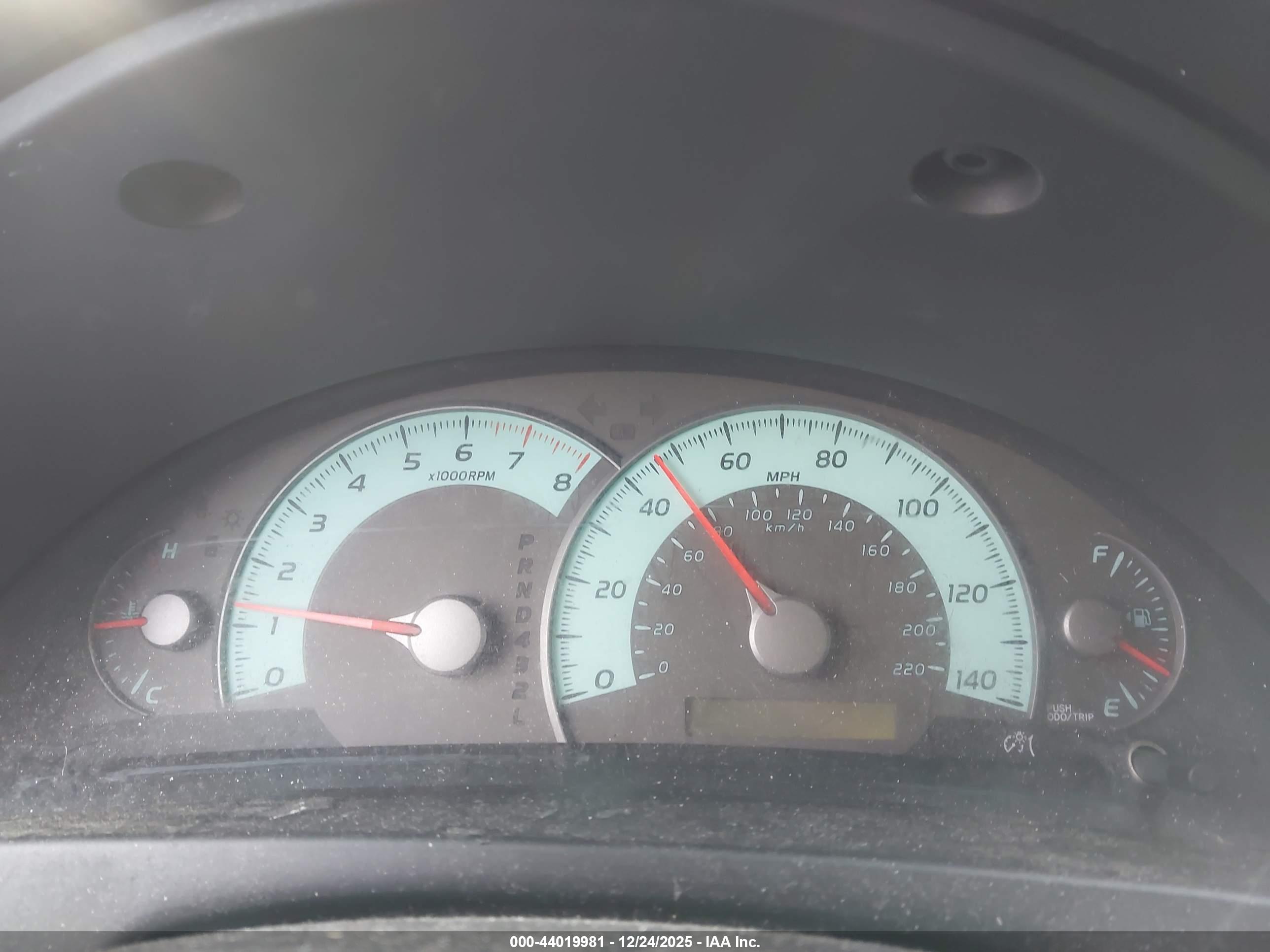 TOYOTA CAMRY image 7