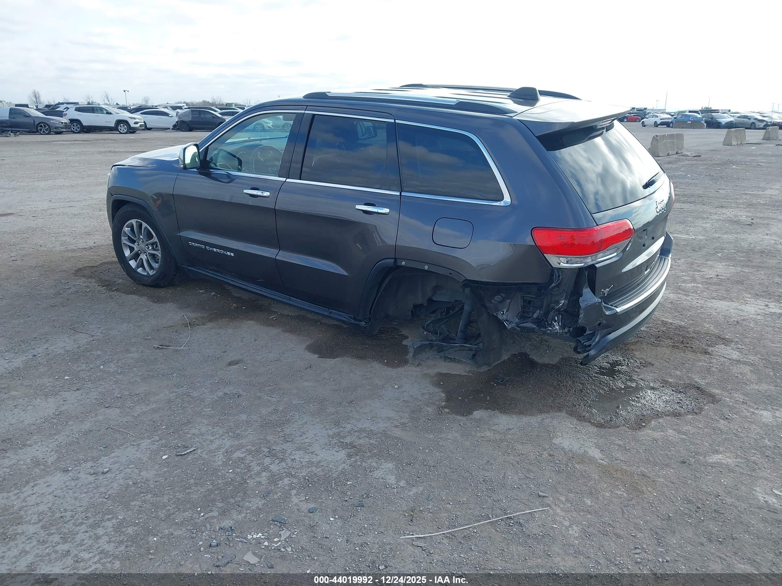 JEEP GRAND image 3