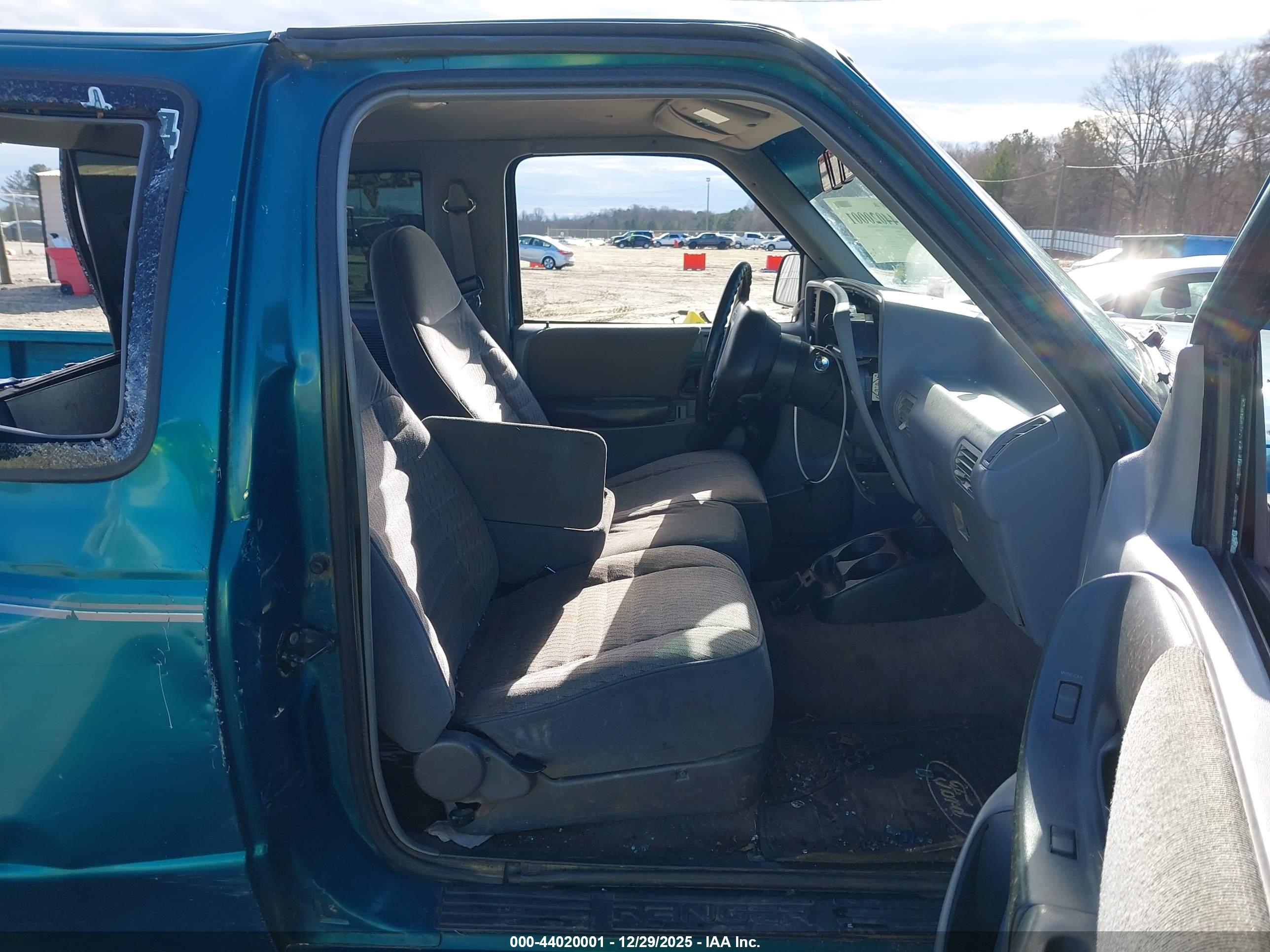 FORD RANGER image 5