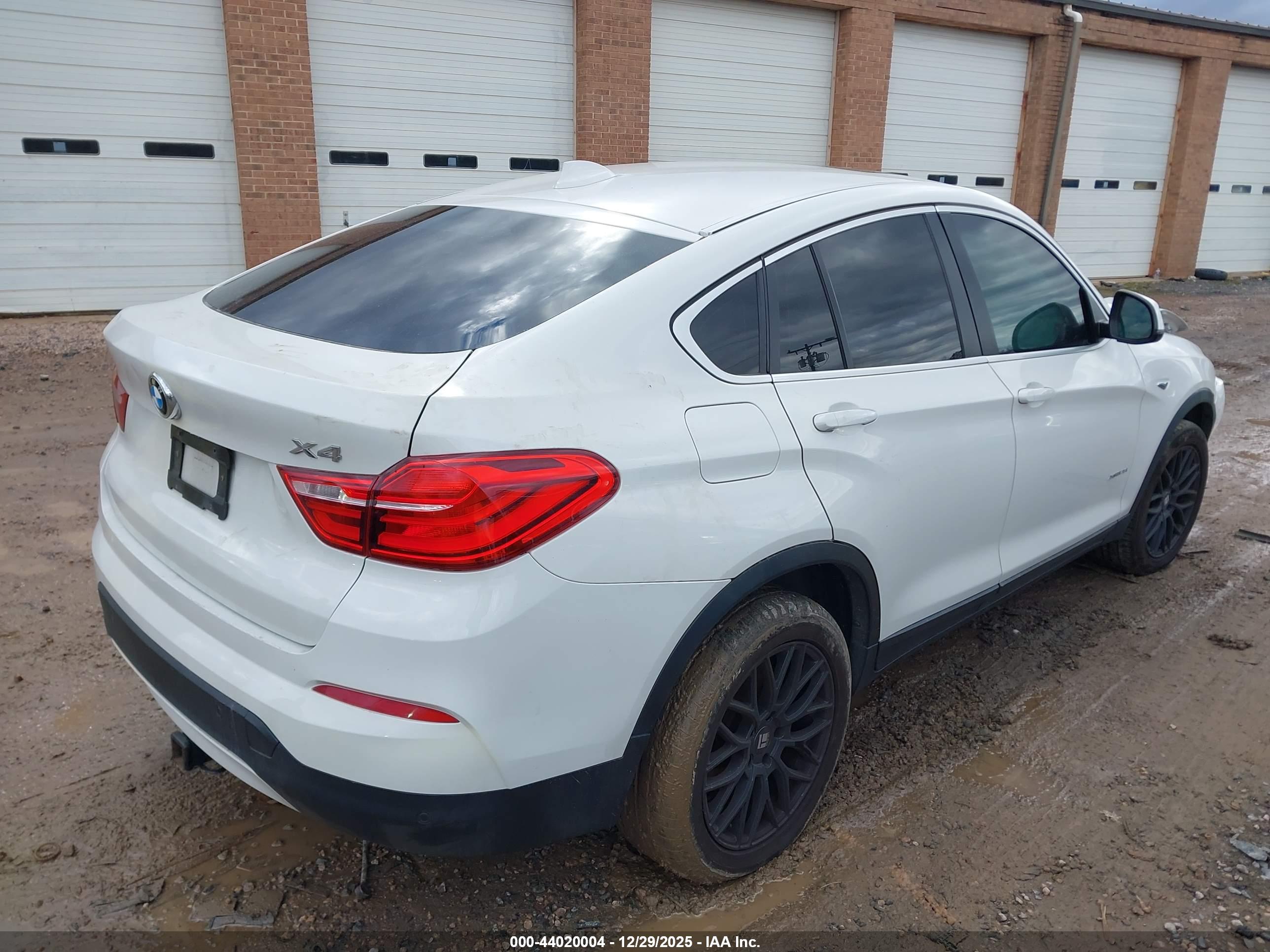 BMW X4 image 4