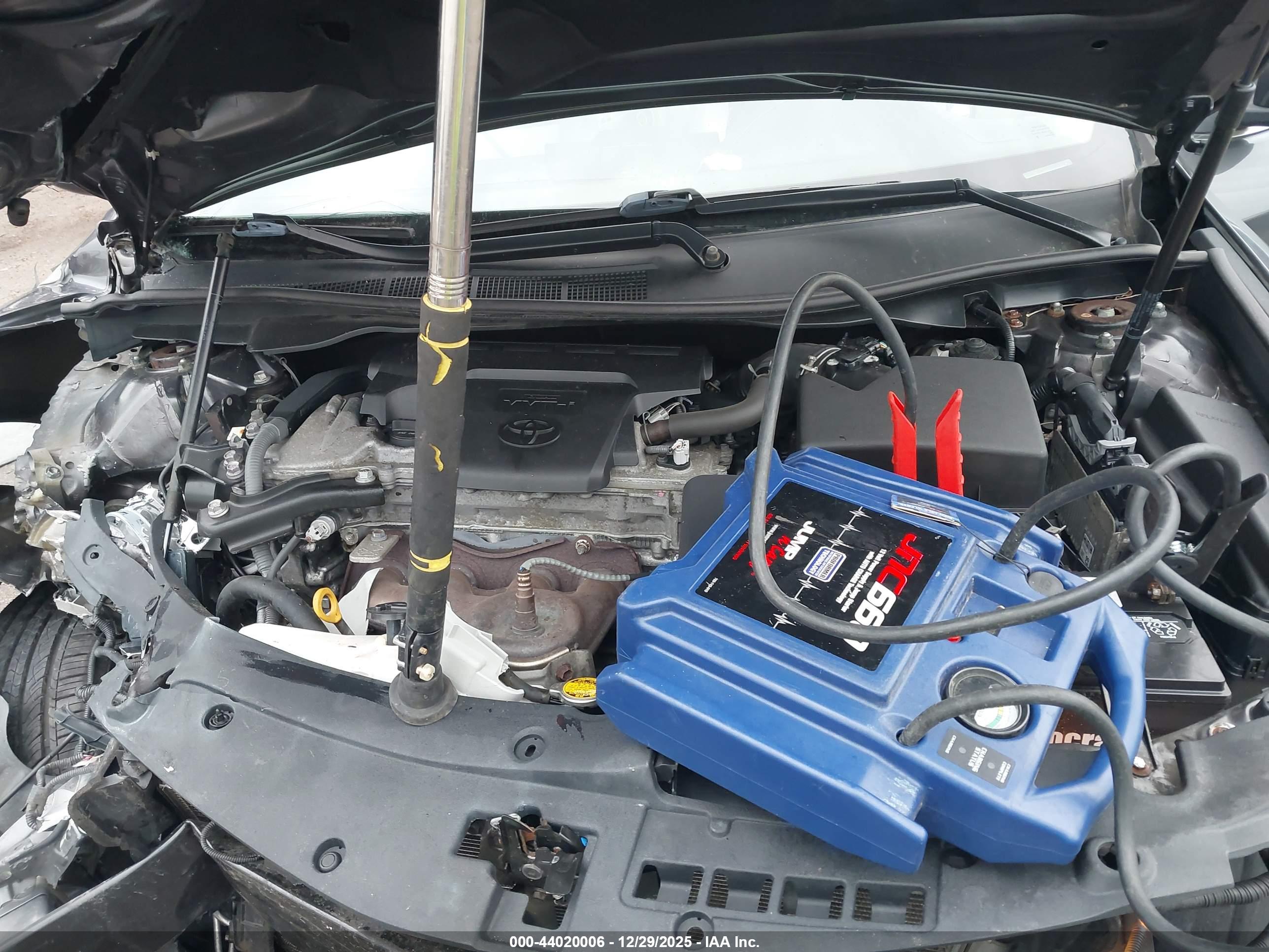 TOYOTA CAMRY image 10