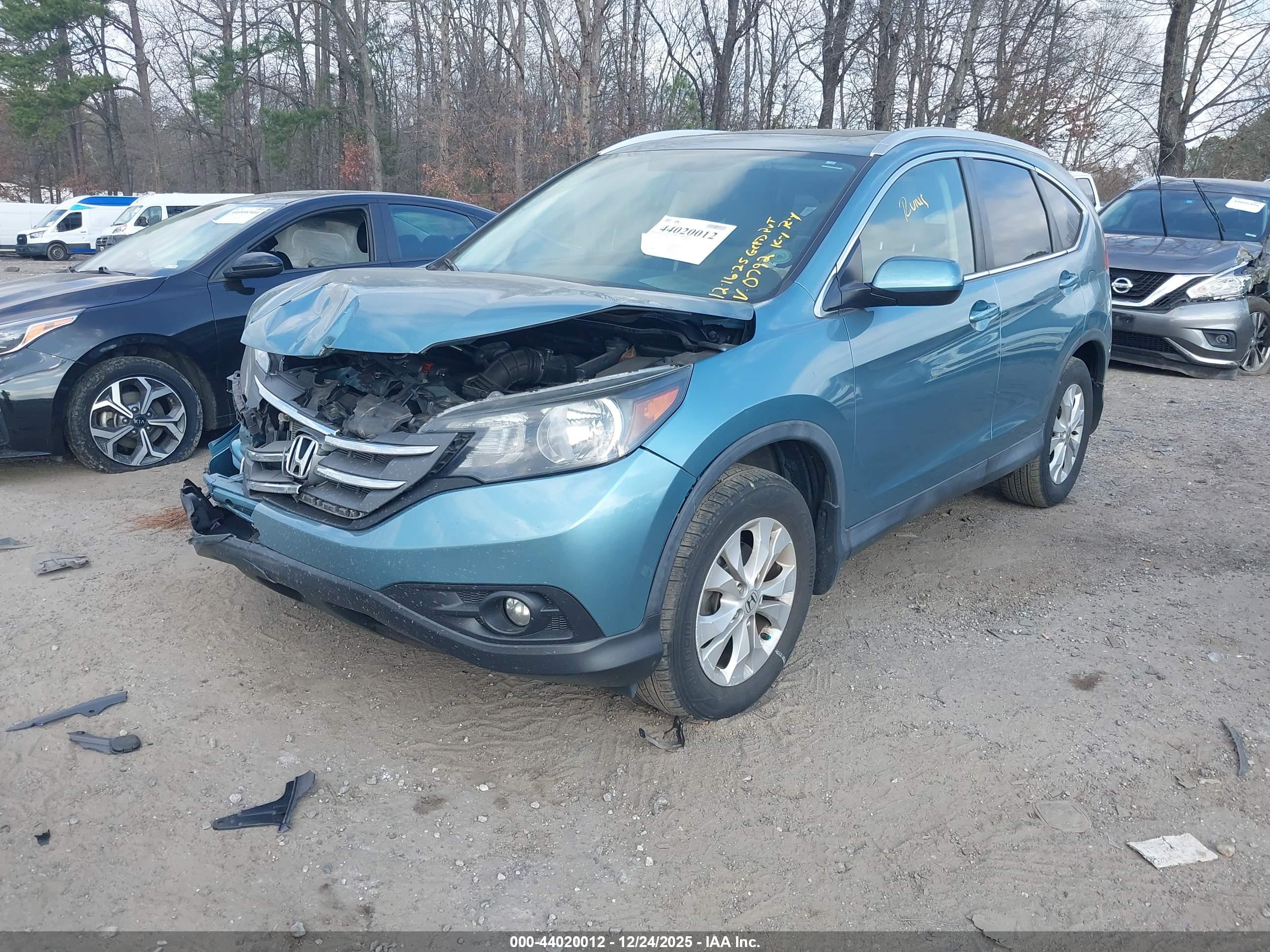 HONDA CR-V image 2