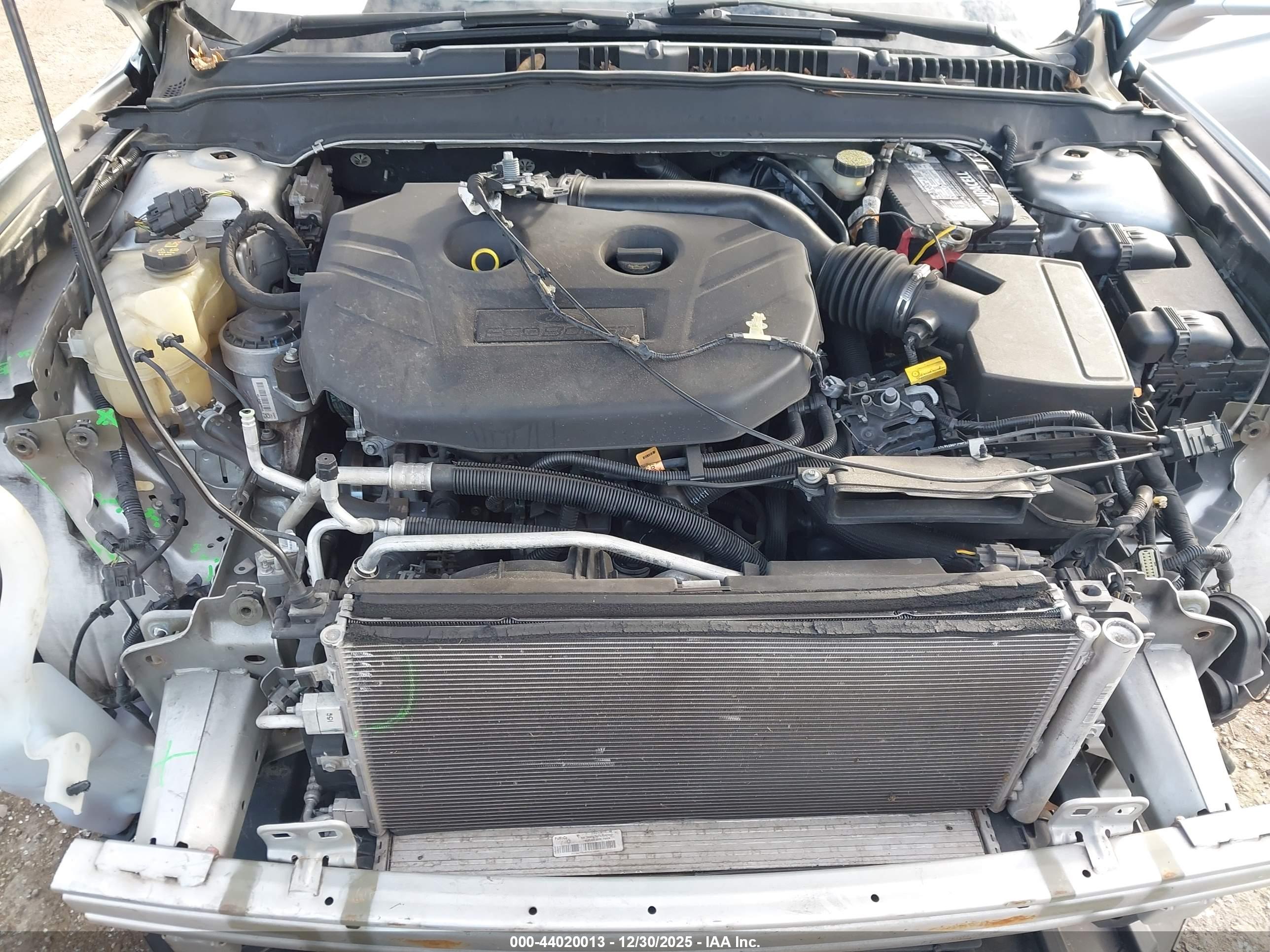 FORD FUSION image 10