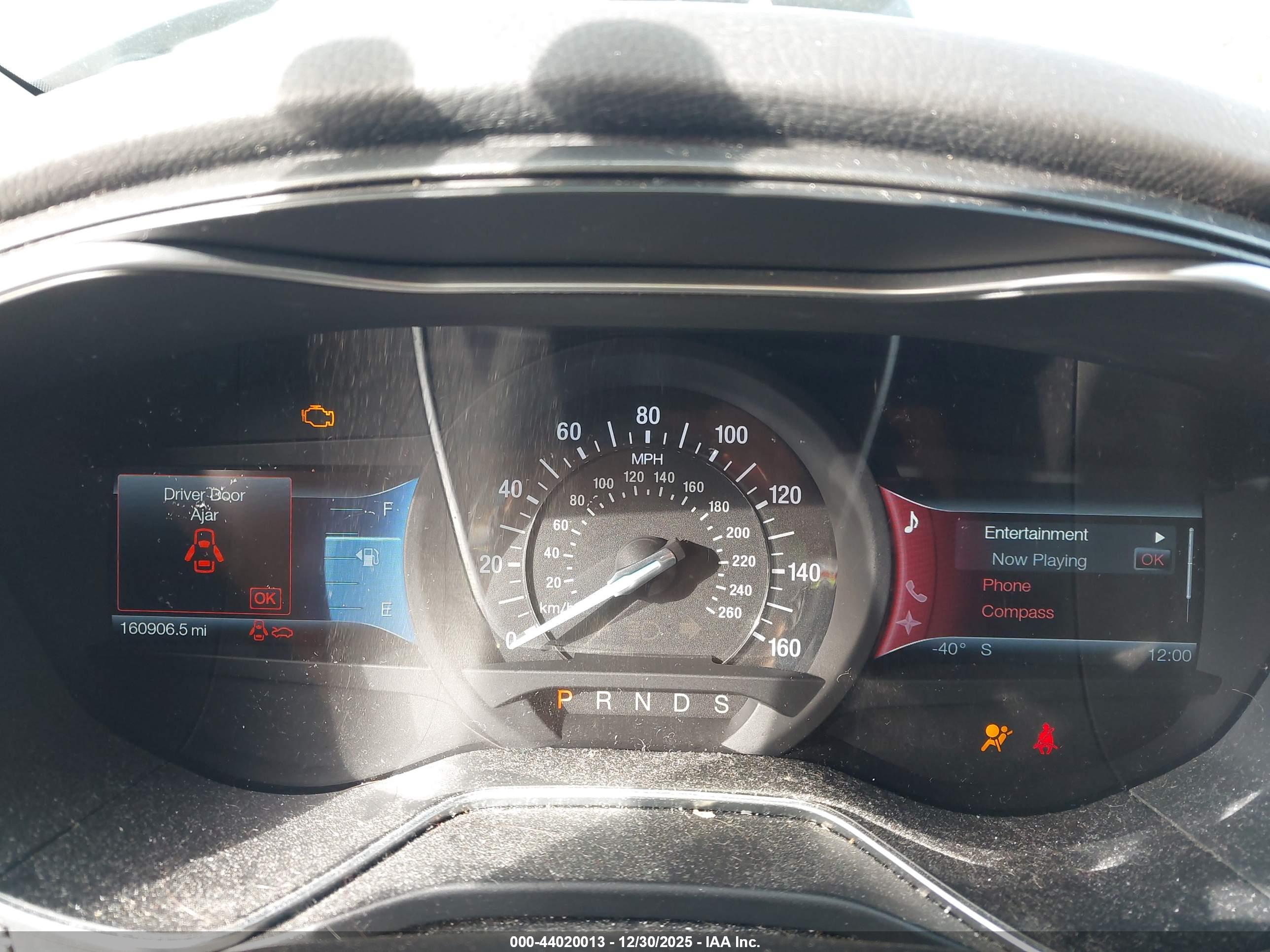 FORD FUSION image 7