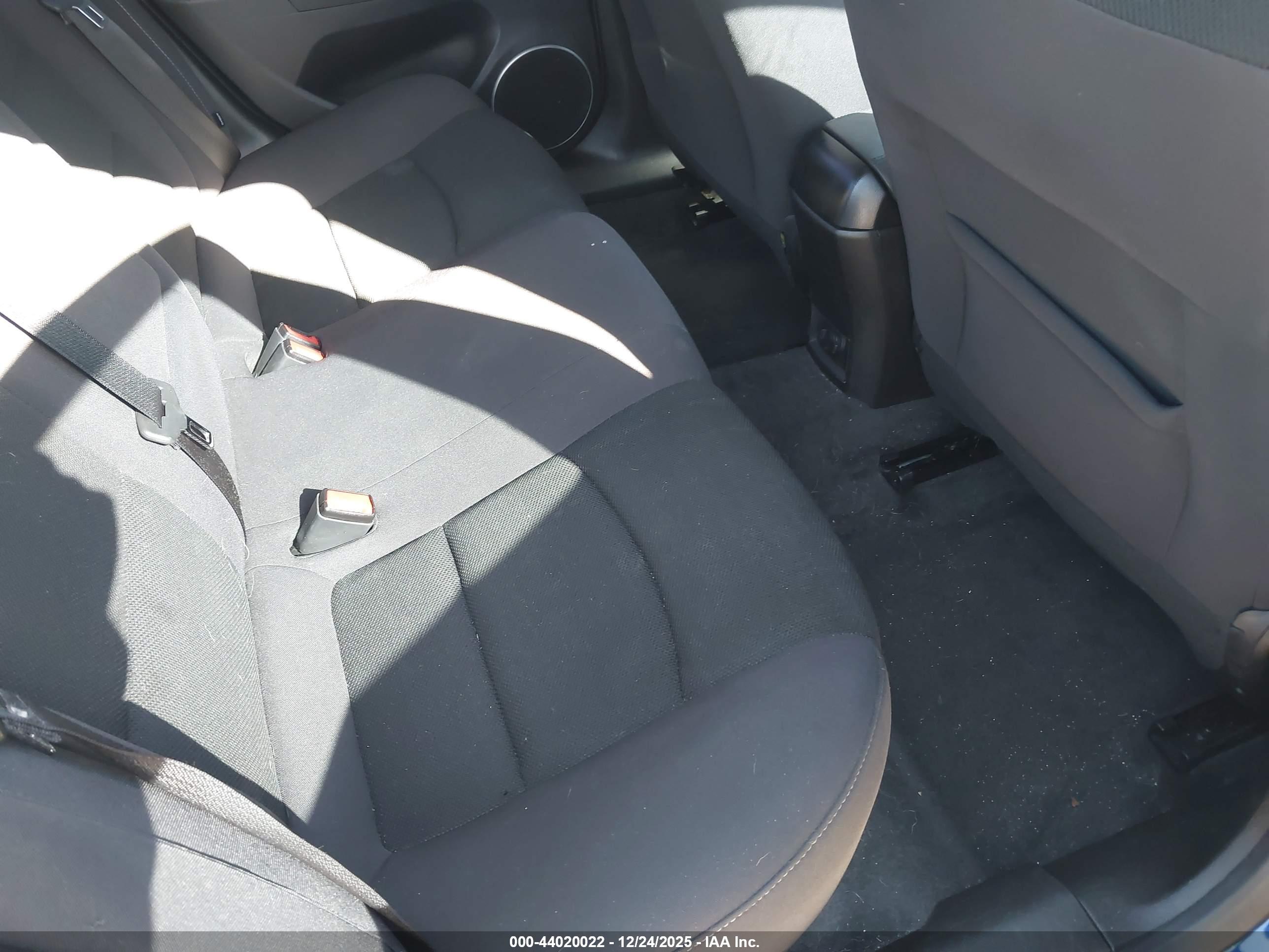 CHEVROLET CRUZE image 8