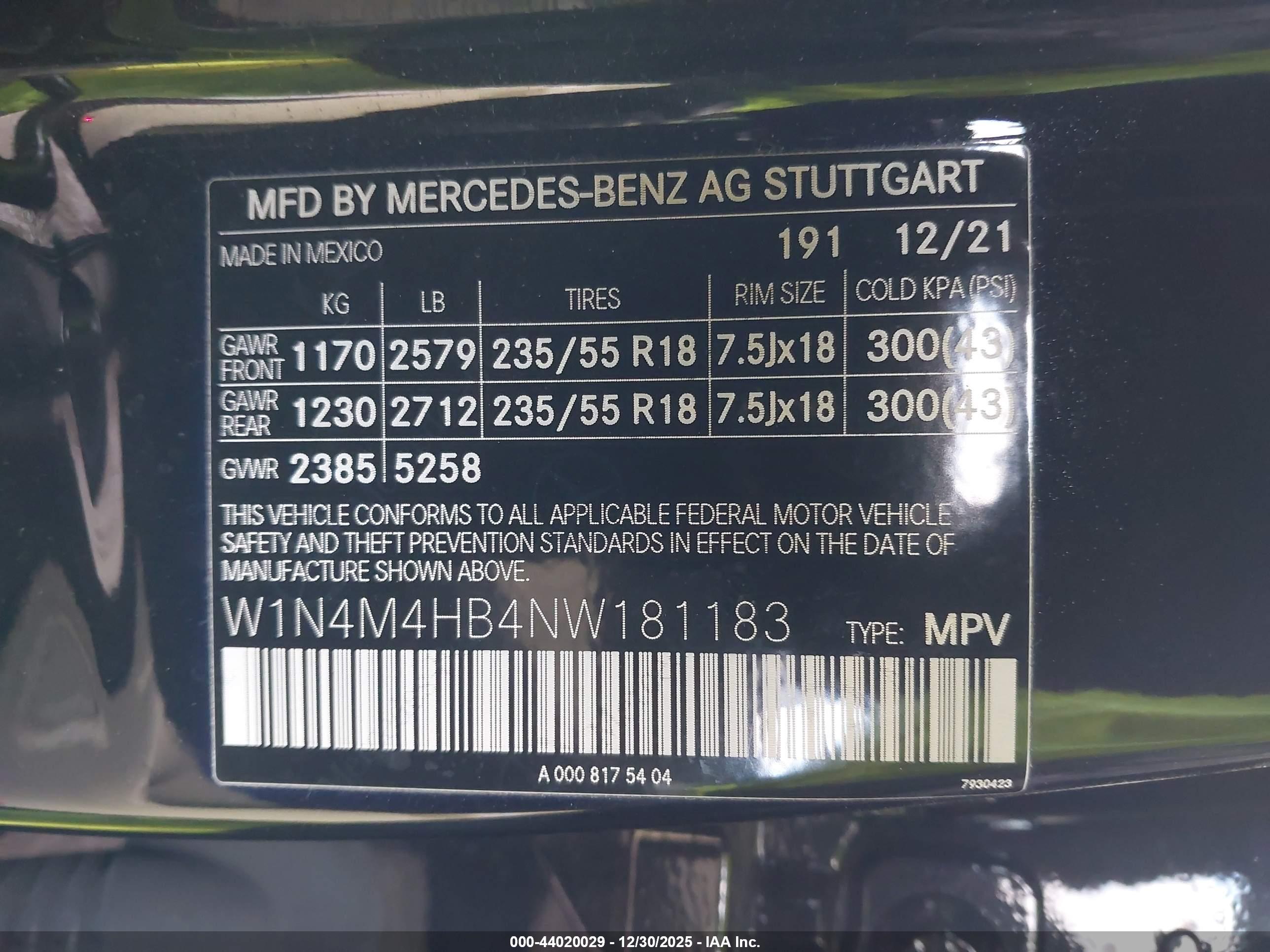 MERCEDES-BENZ GLB image 9