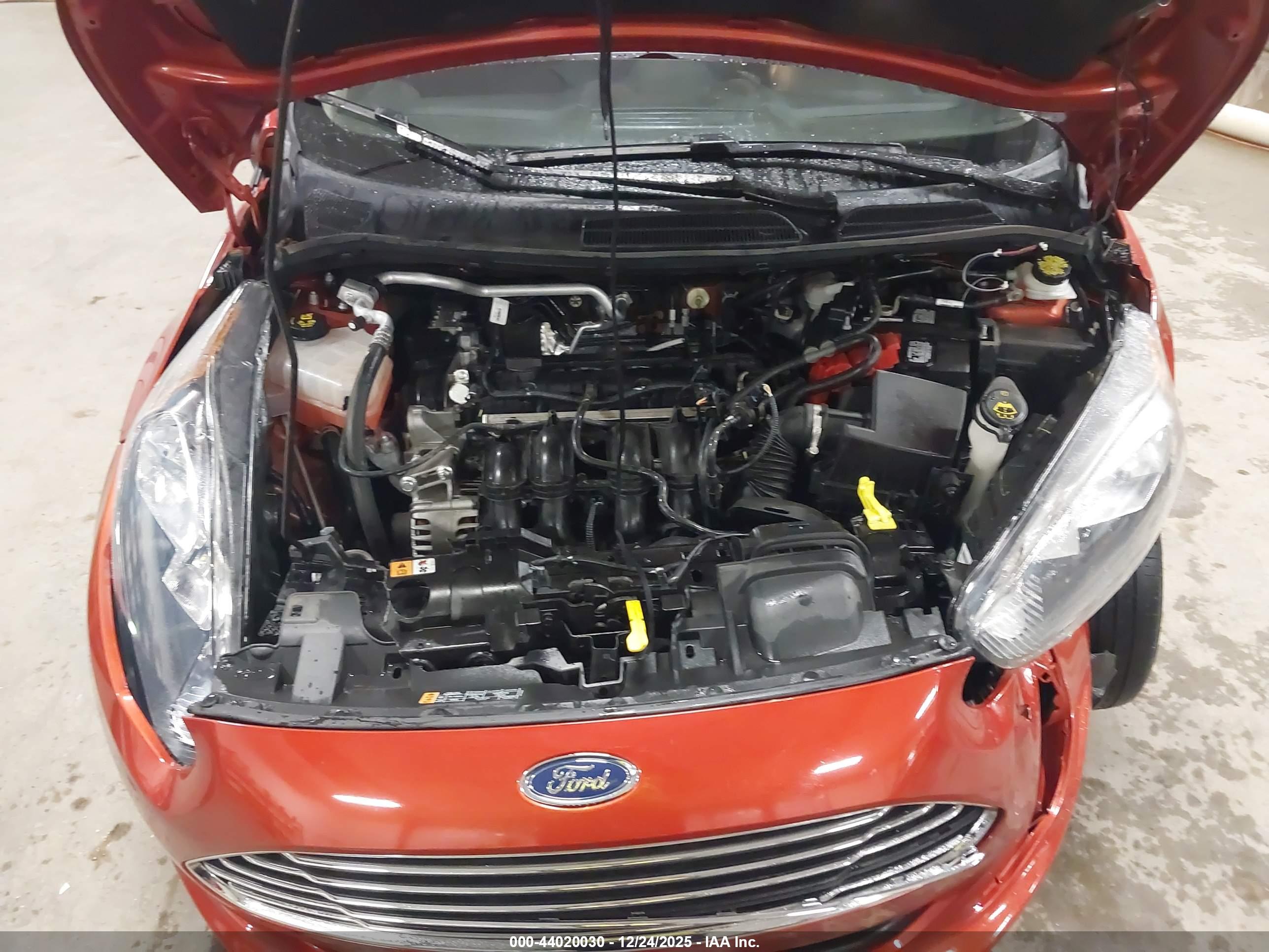 FORD FIESTA image 10