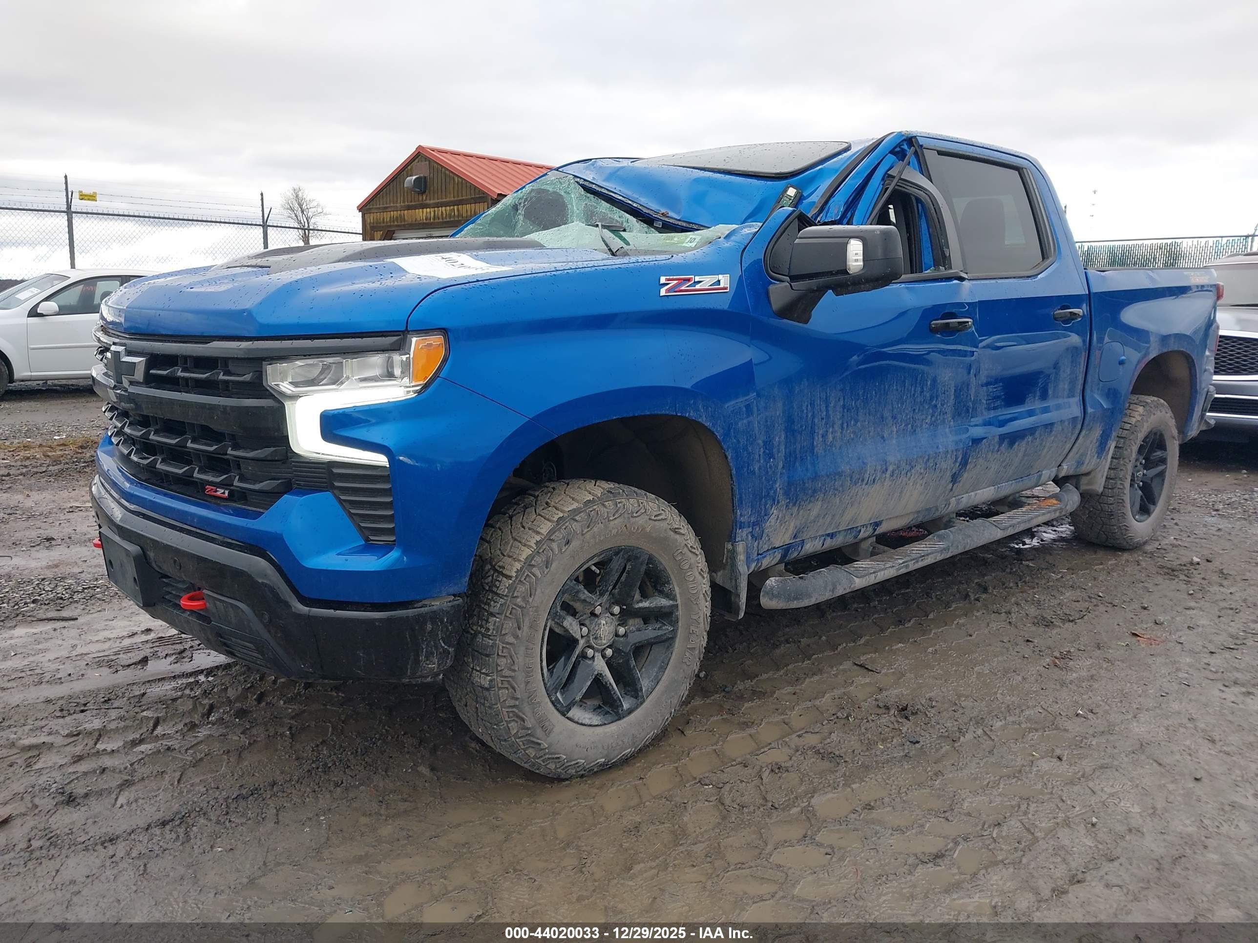 CHEVROLET SILVERADO image 2