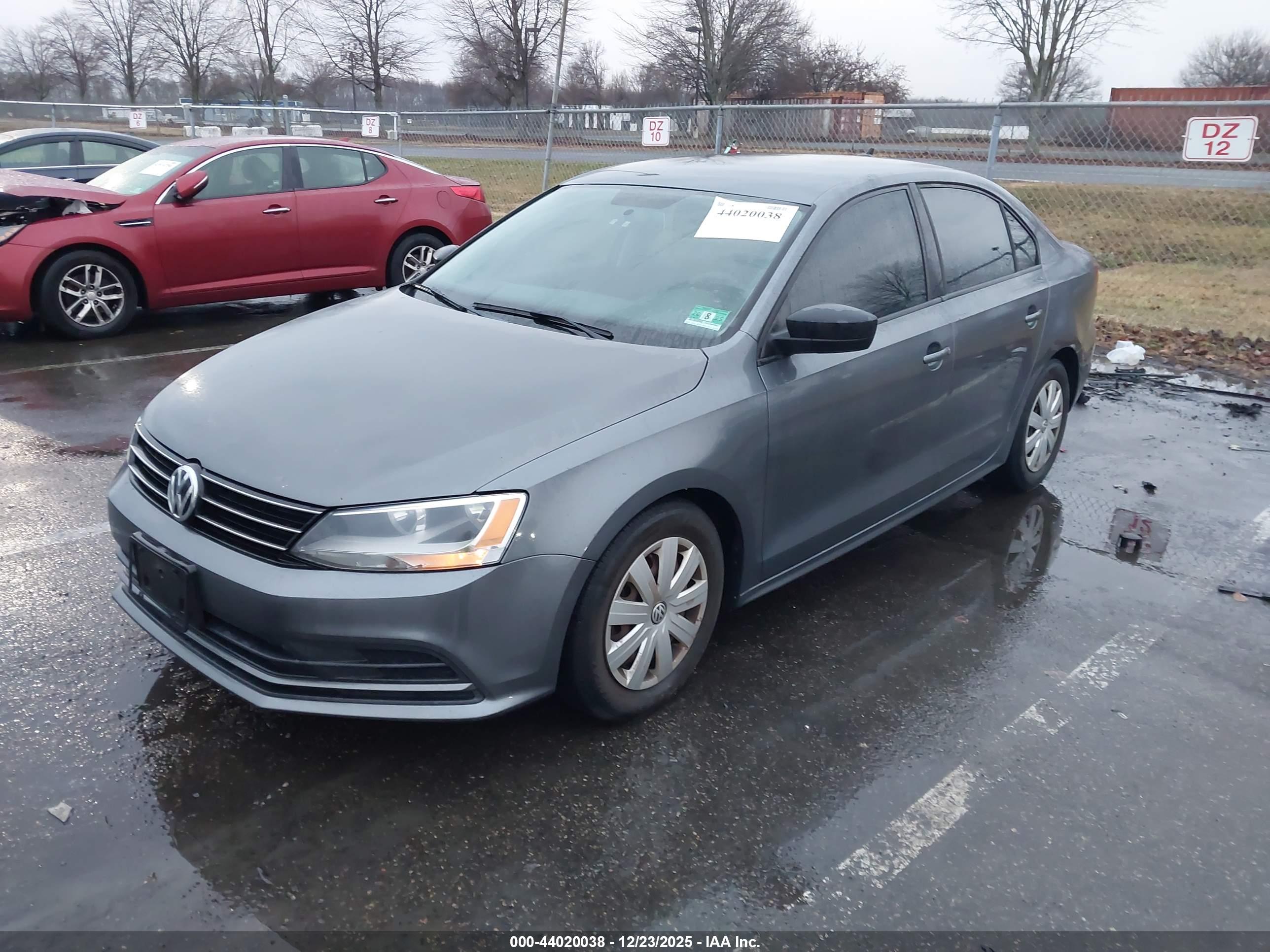 VOLKSWAGEN JETTA image 2