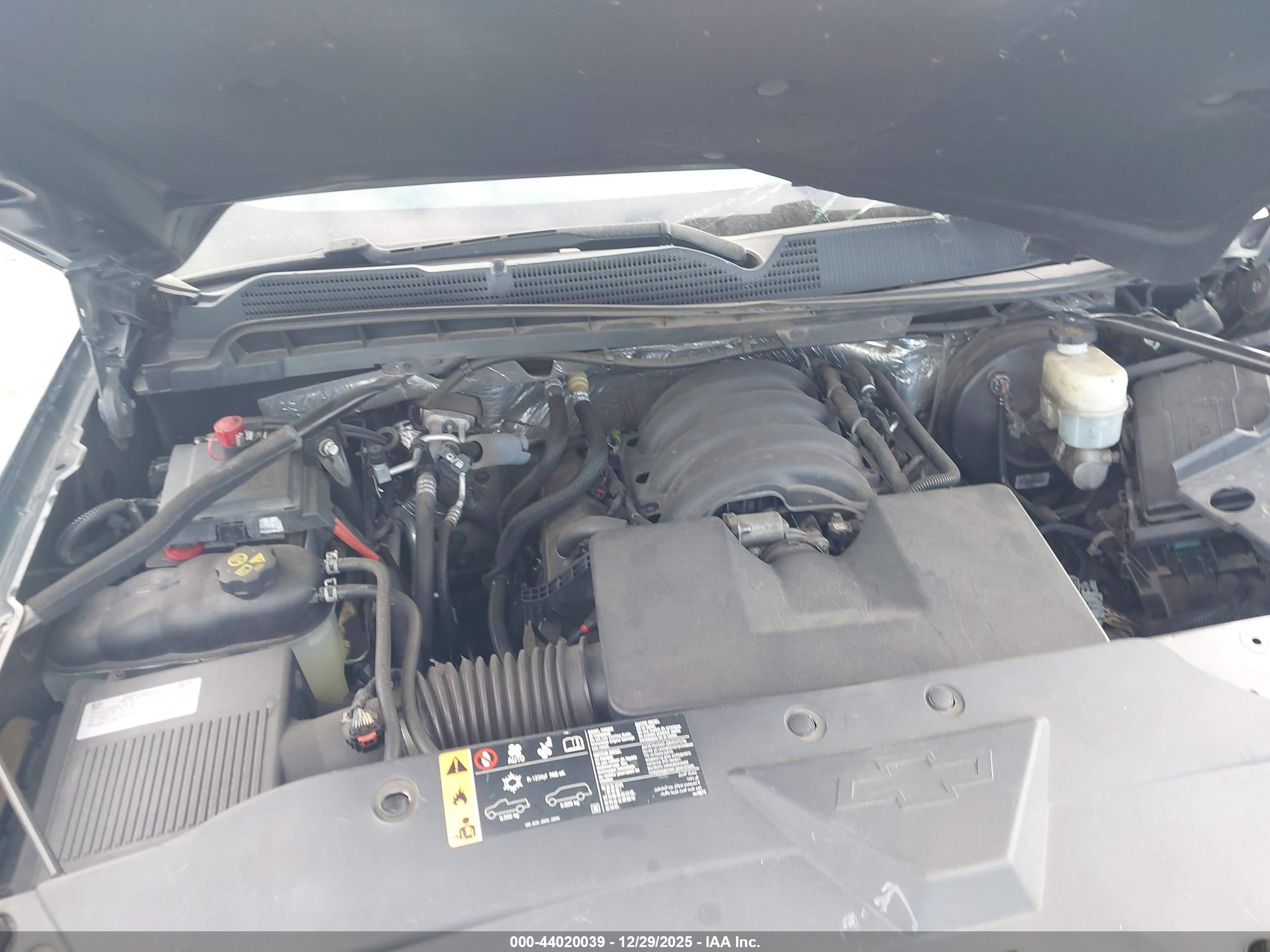 CHEVROLET SILVERADO image 10