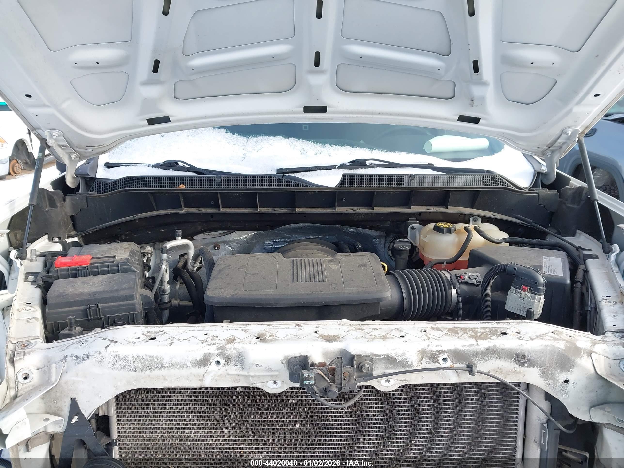 CHEVROLET SILVERADO image 10