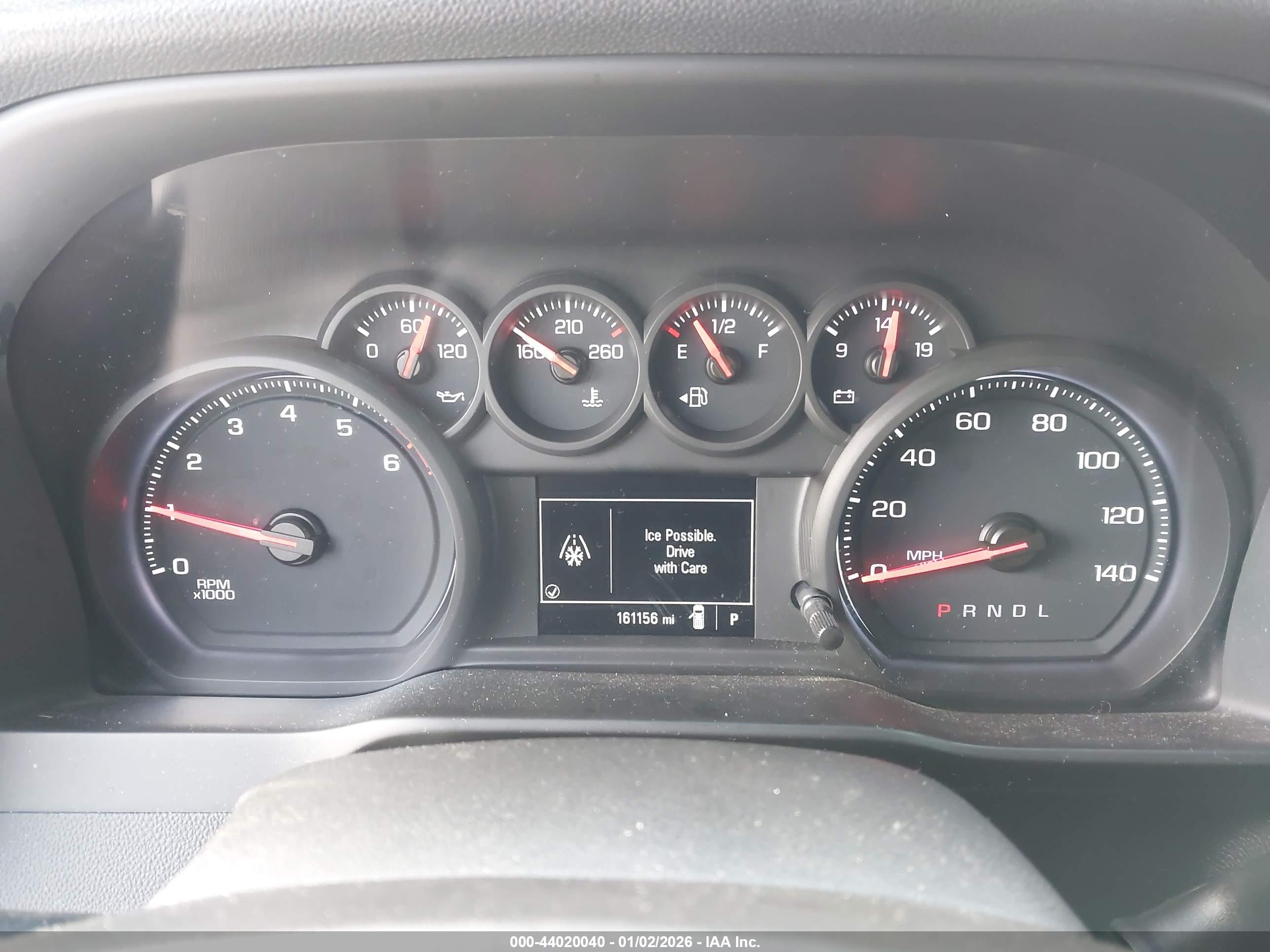 CHEVROLET SILVERADO image 7