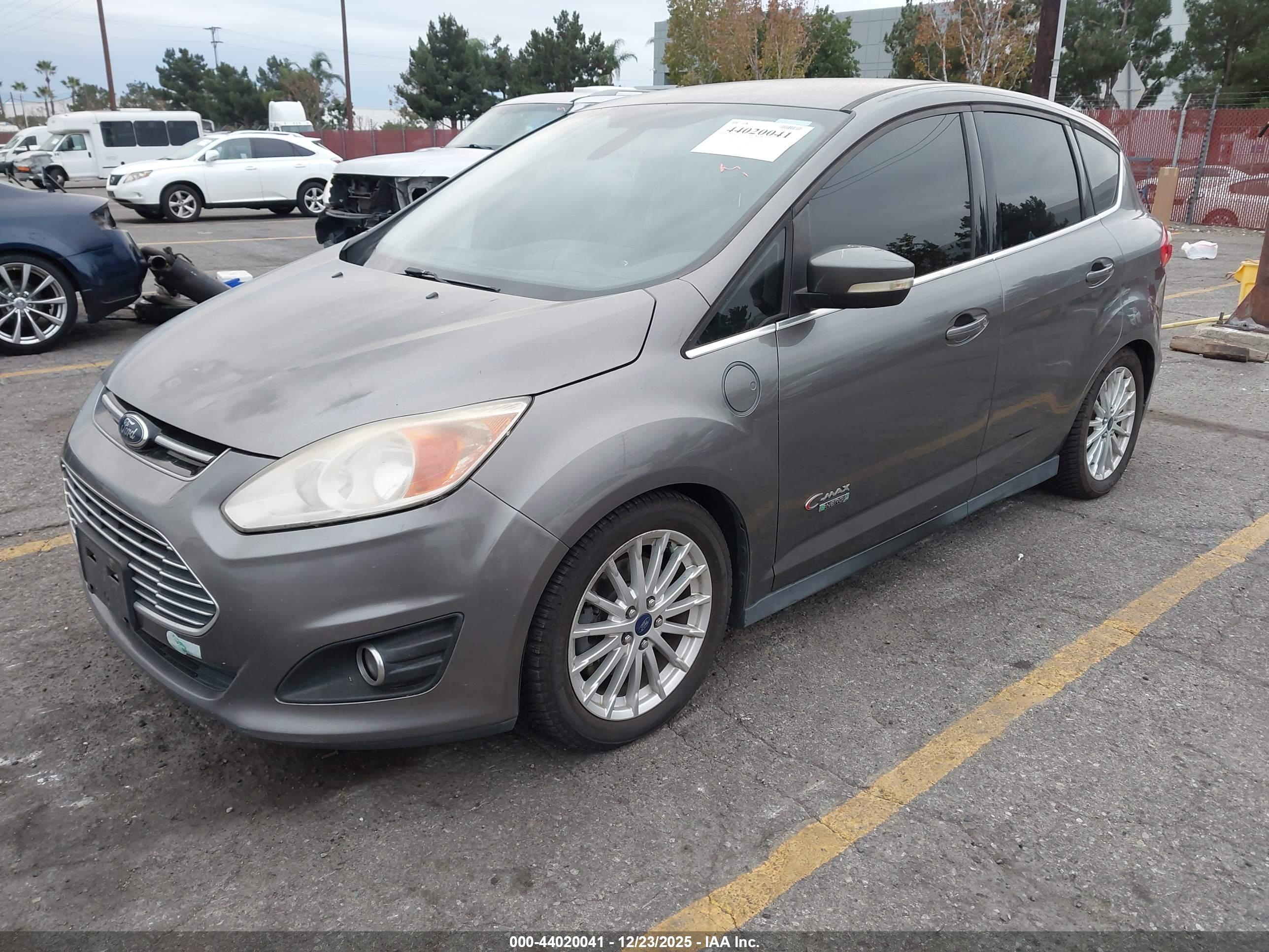 FORD C-MAX image 2