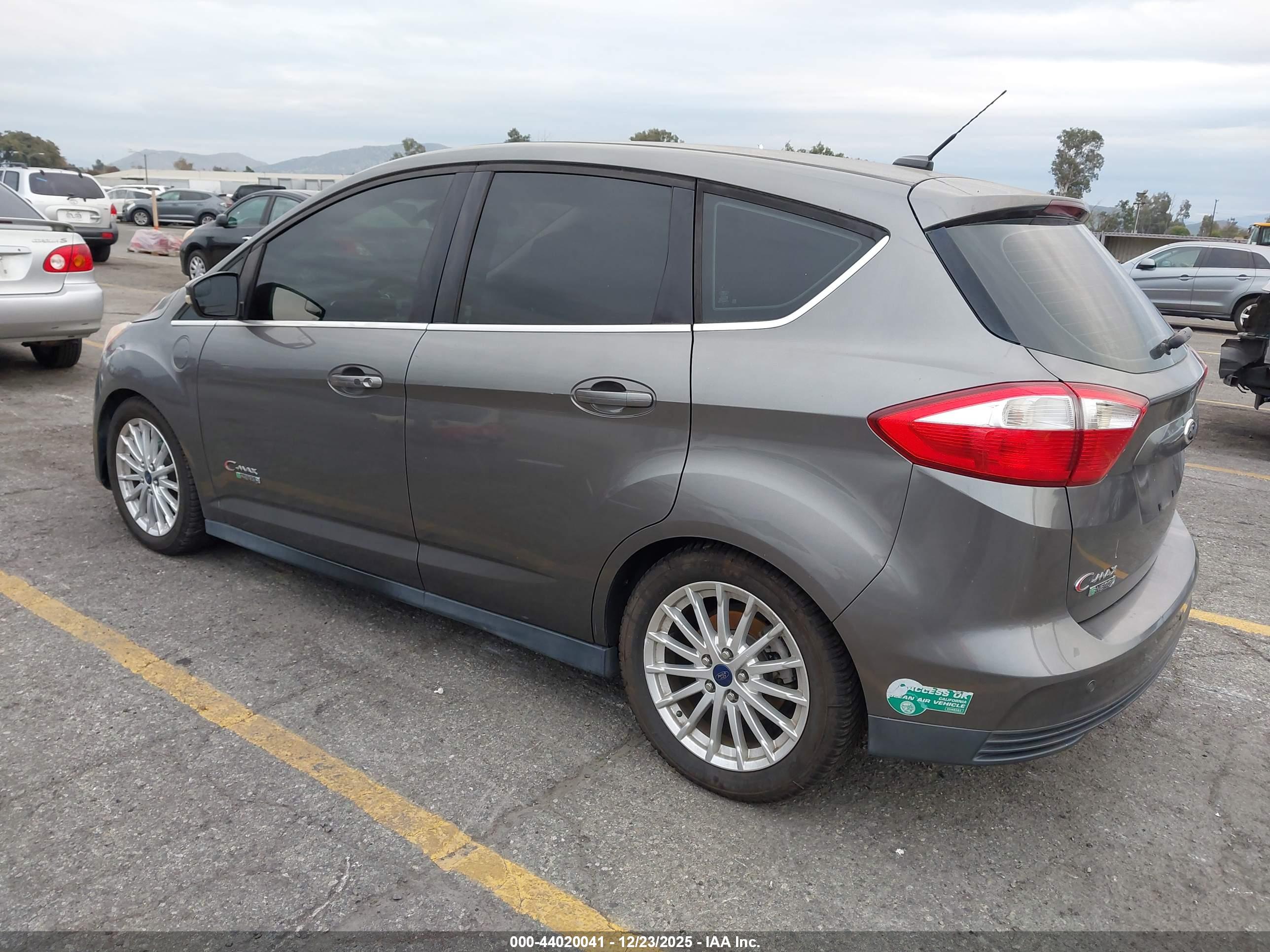 FORD C-MAX image 3