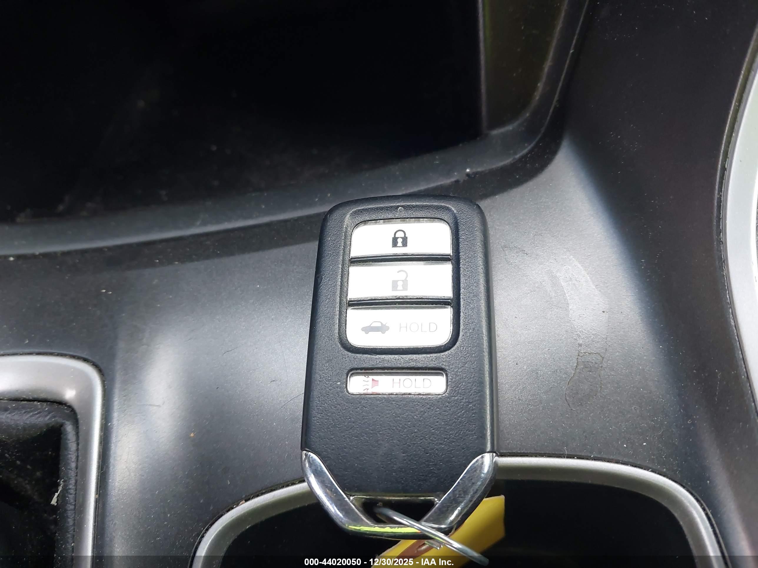 HONDA ACCORD image 11