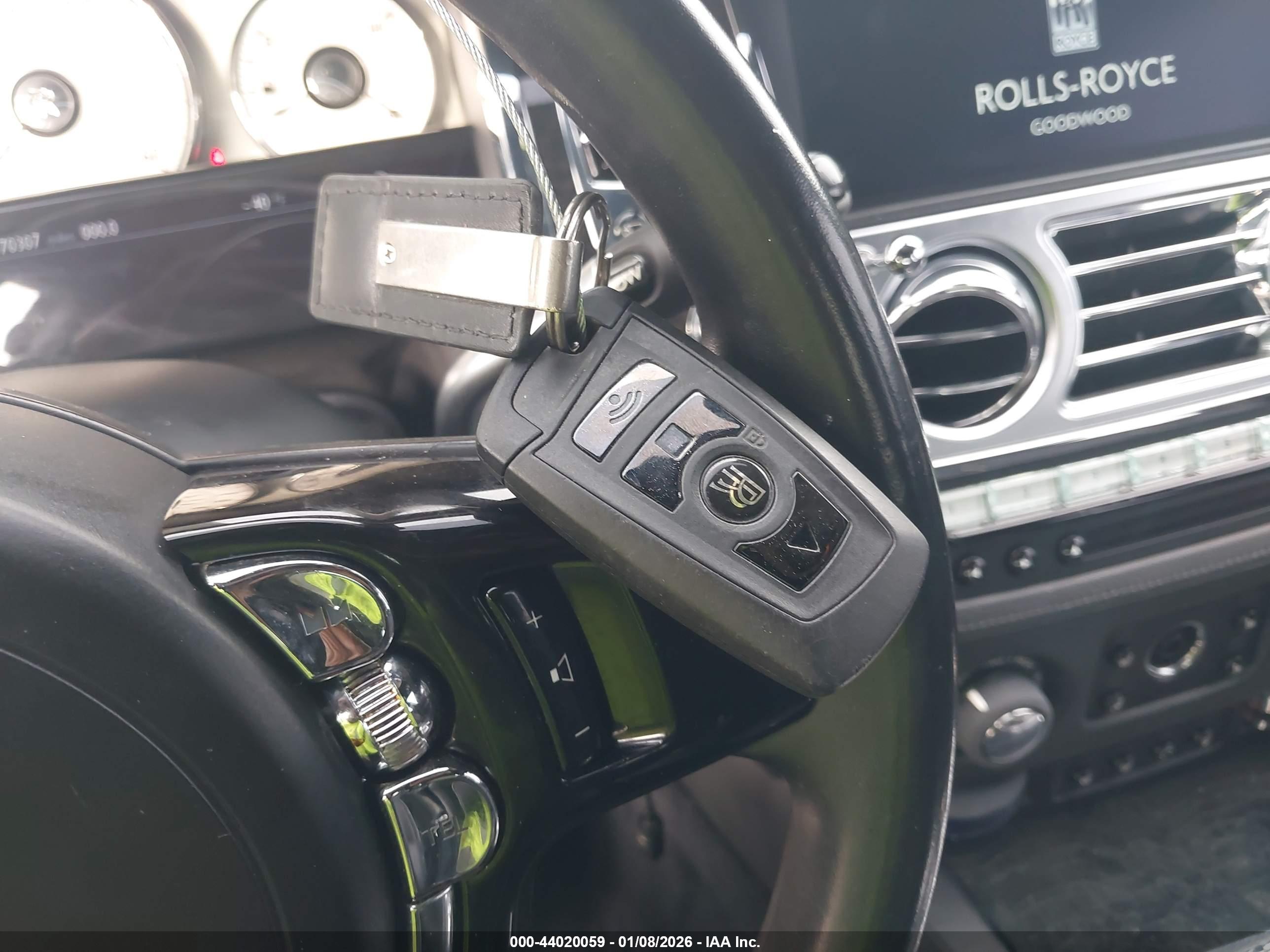 ROLLS-ROYCE GHOST image 11