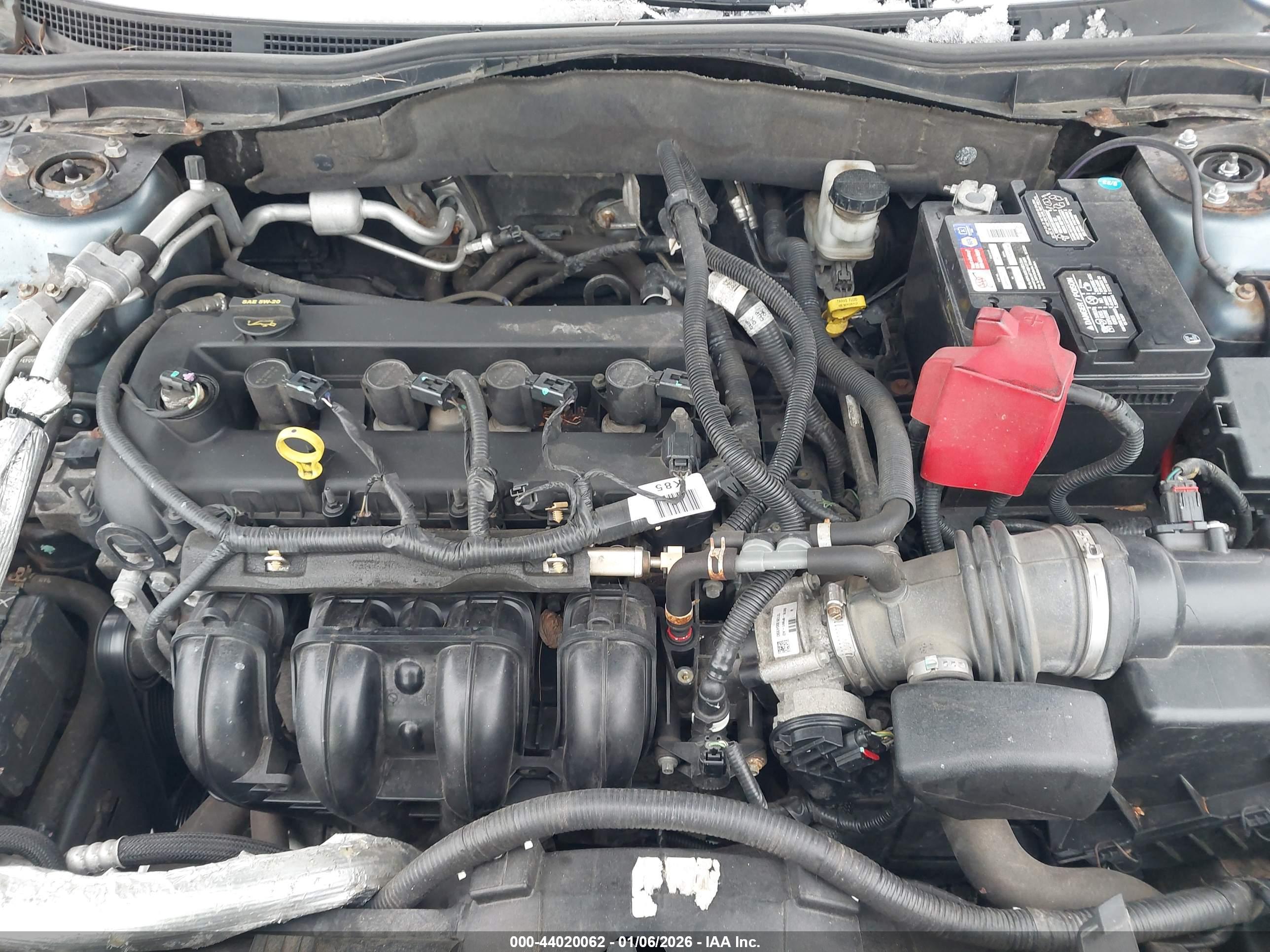 FORD FUSION image 10
