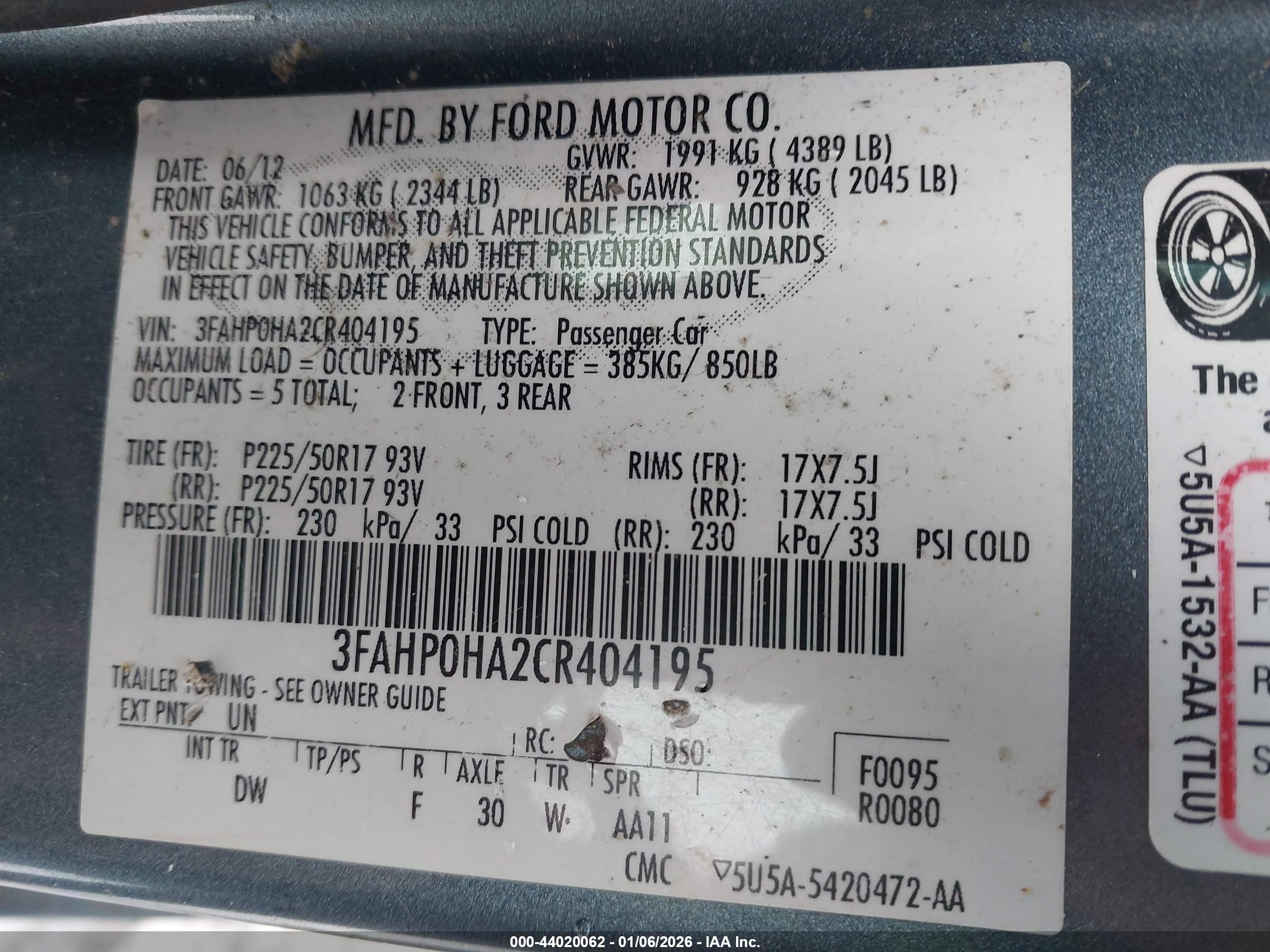 FORD FUSION image 9