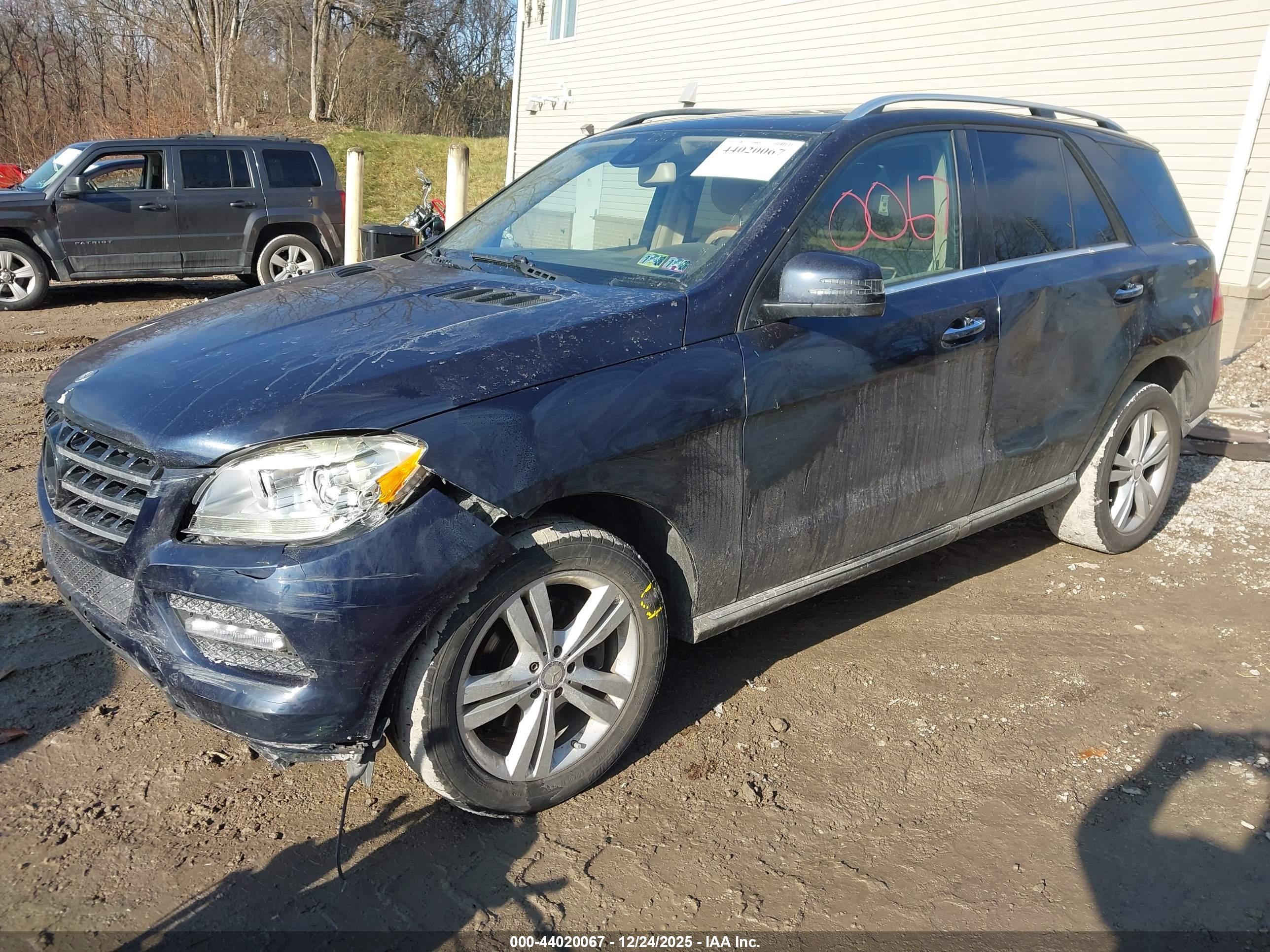 MERCEDES-BENZ ML image 2