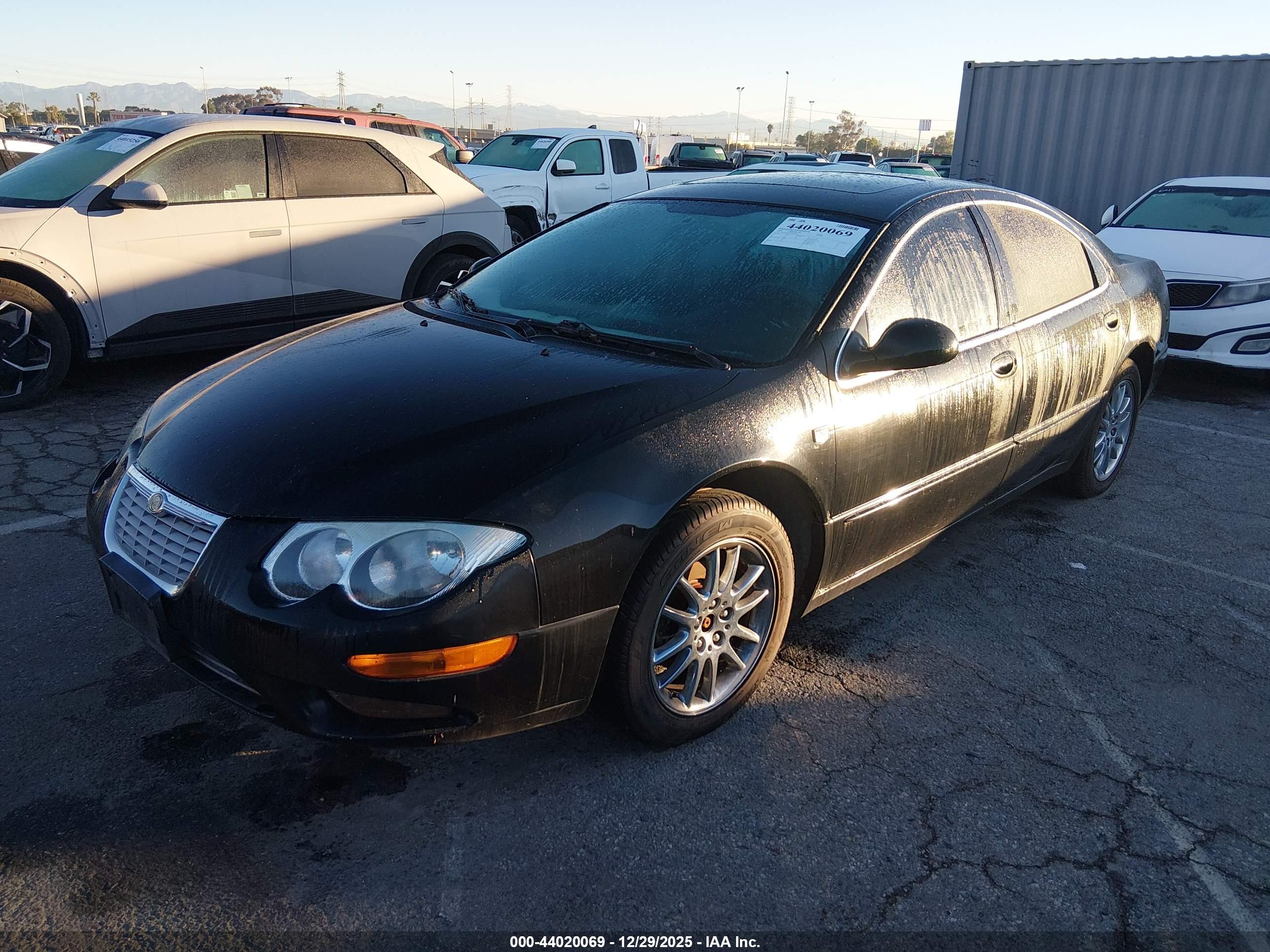 CHRYSLER 300M image 6