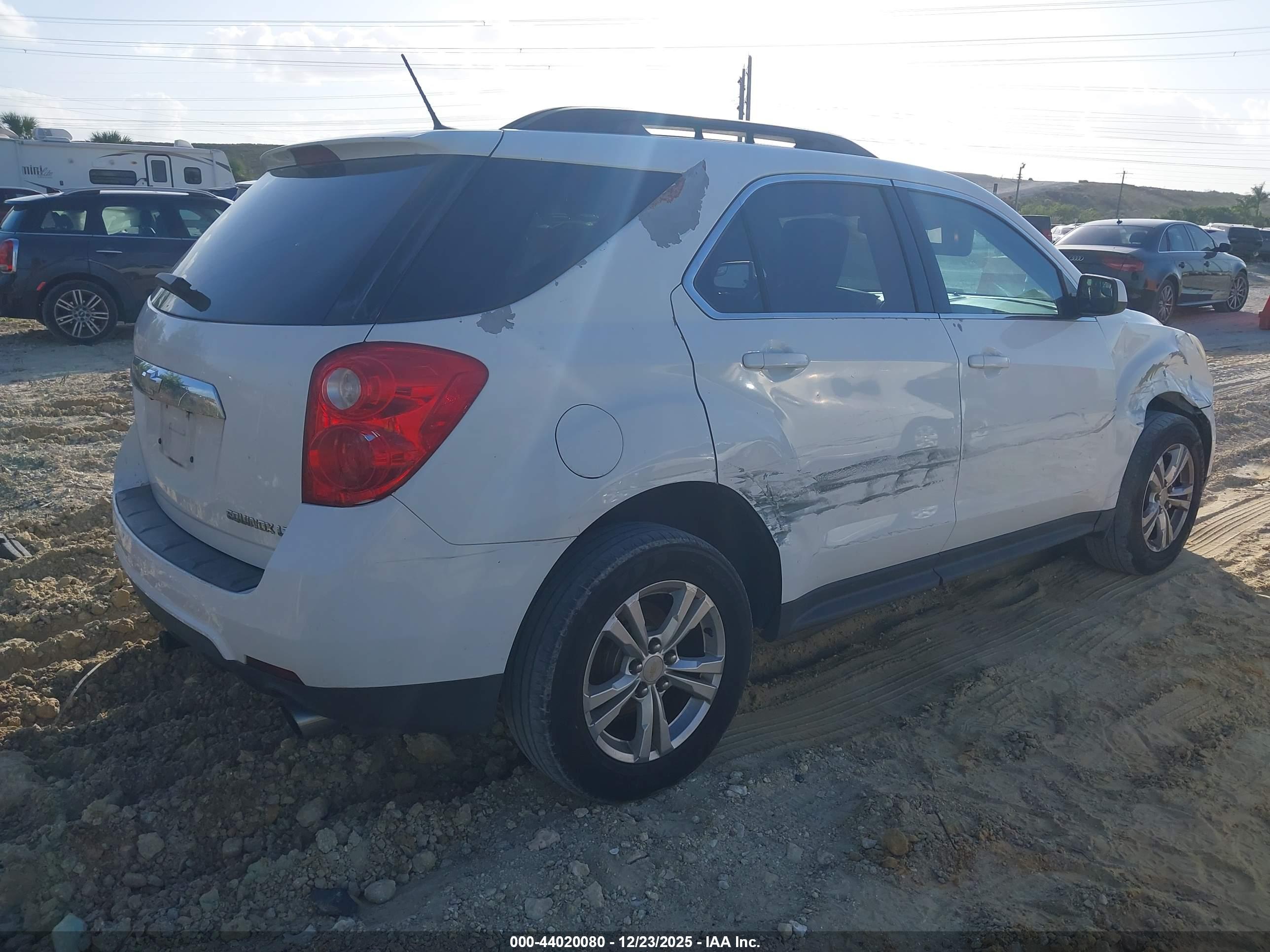 CHEVROLET EQUINOX image 4