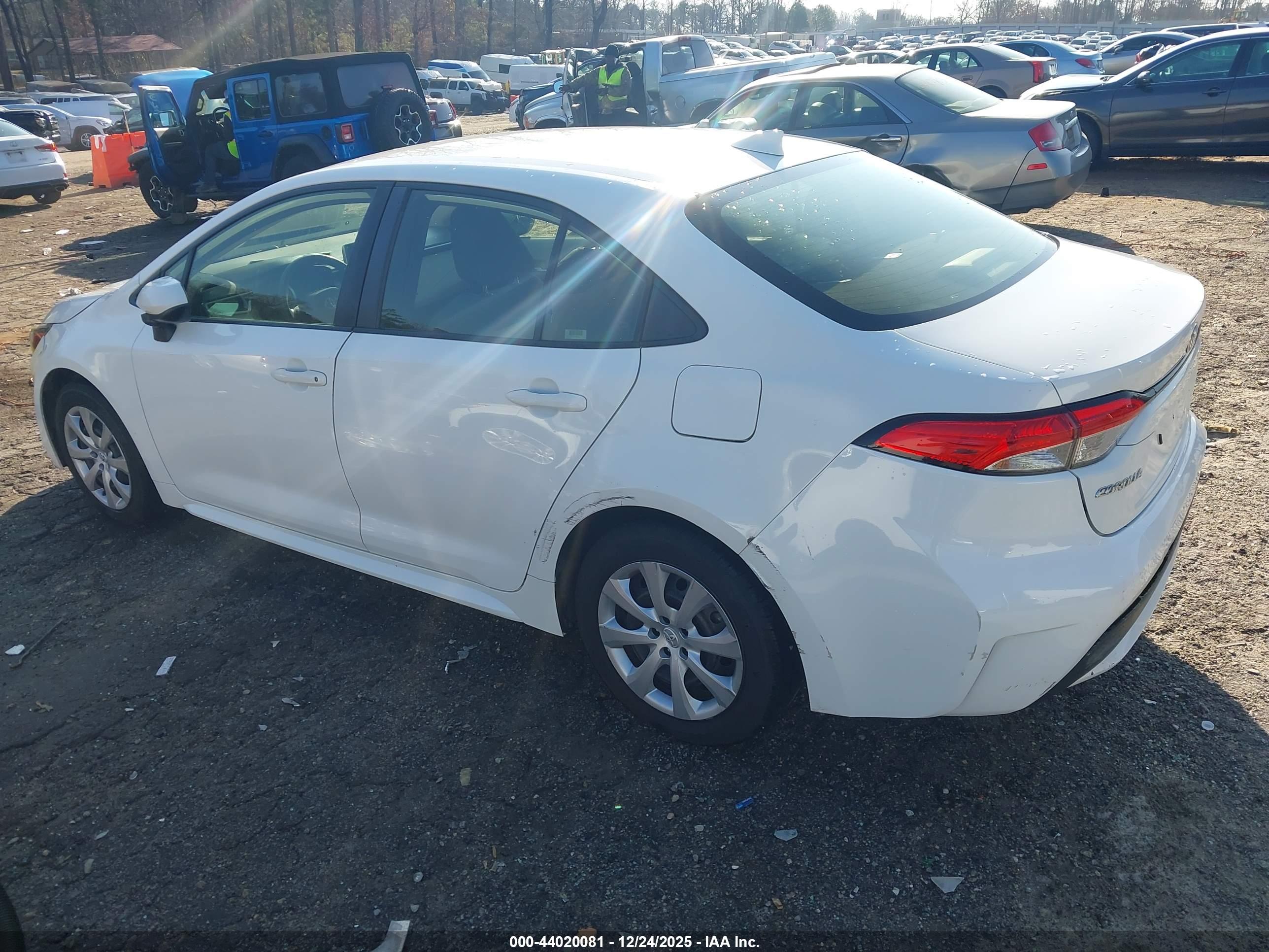 TOYOTA COROLLA image 3