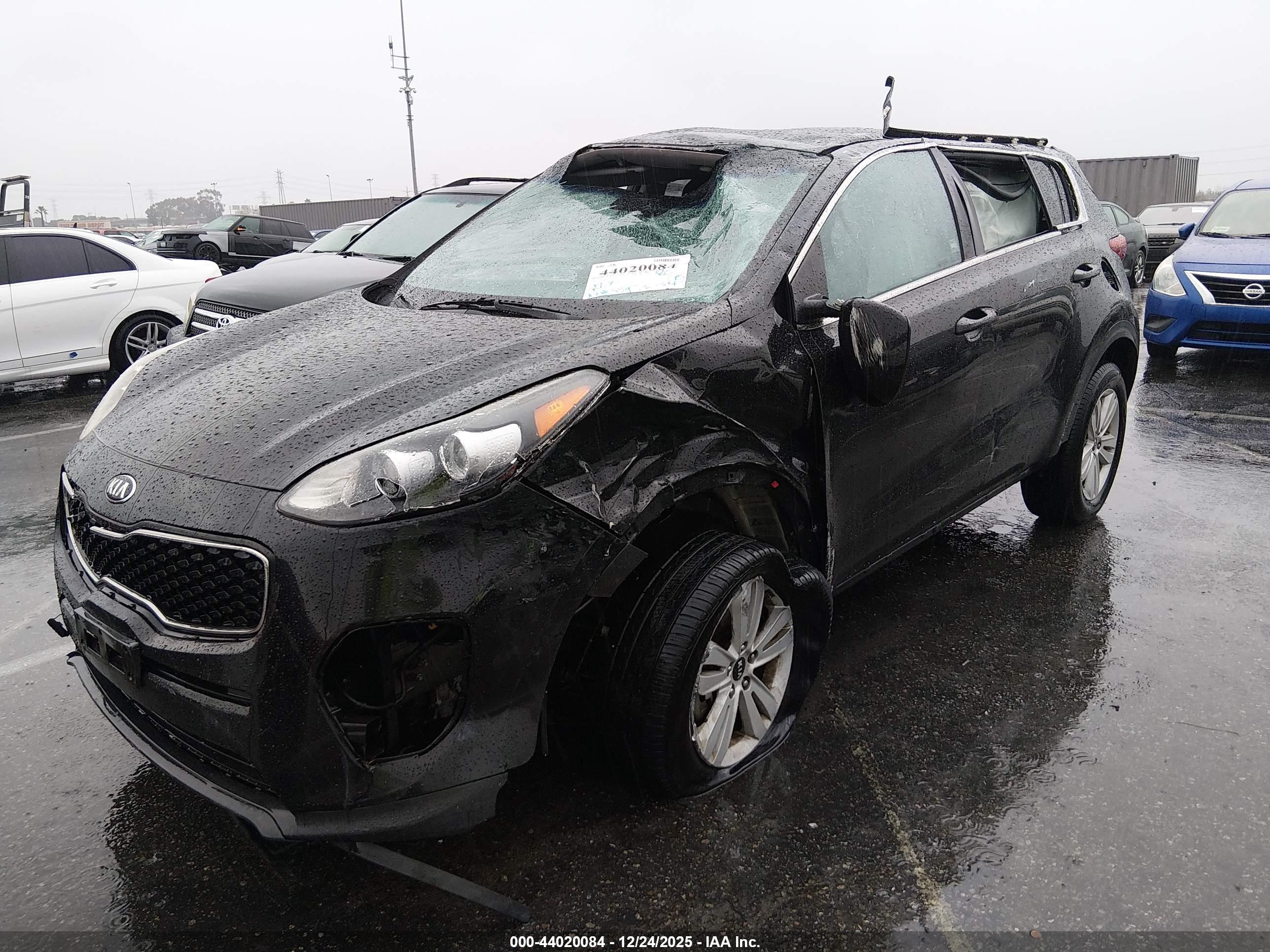 KIA SPORTAGE image 6