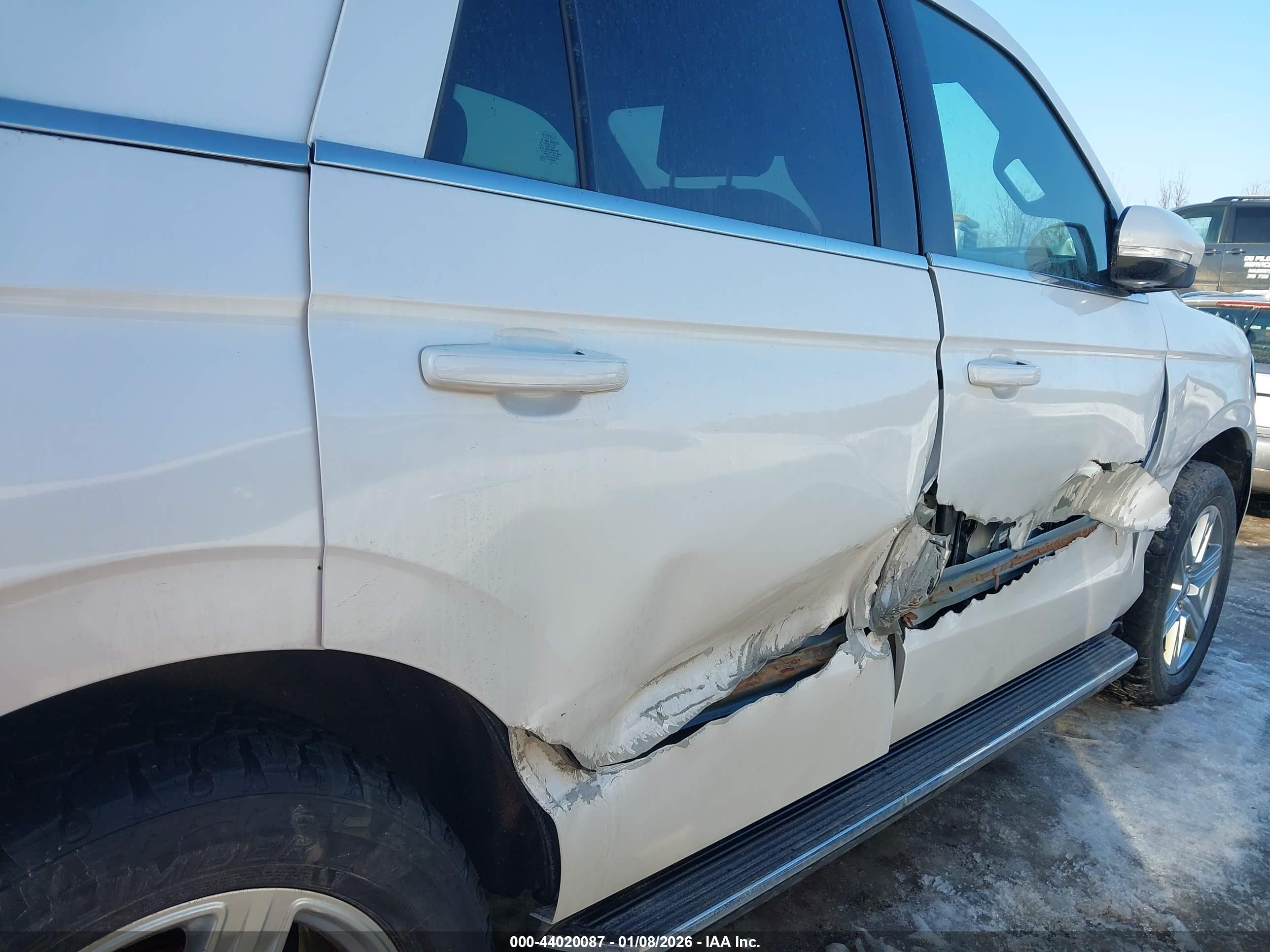 FORD EXPEDITION image 6