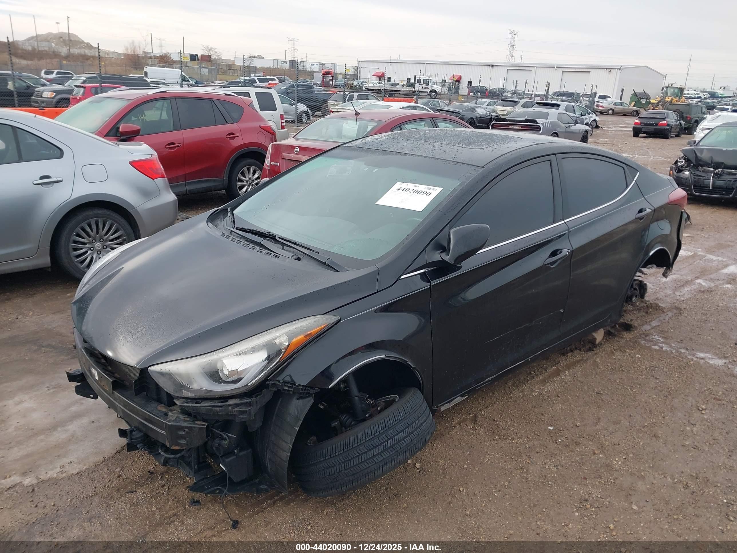 HYUNDAI ELANTRA image 2