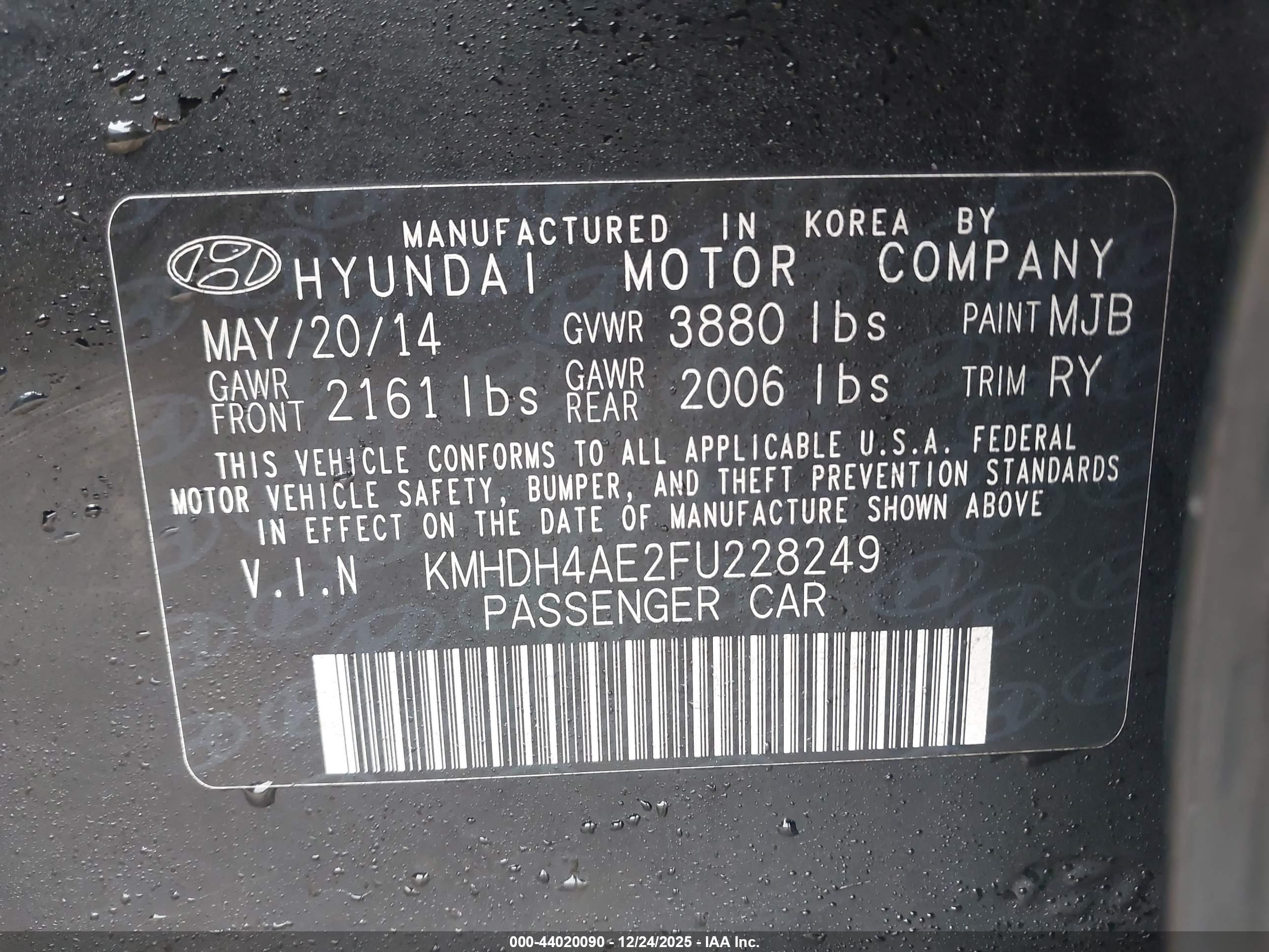 HYUNDAI ELANTRA image 9