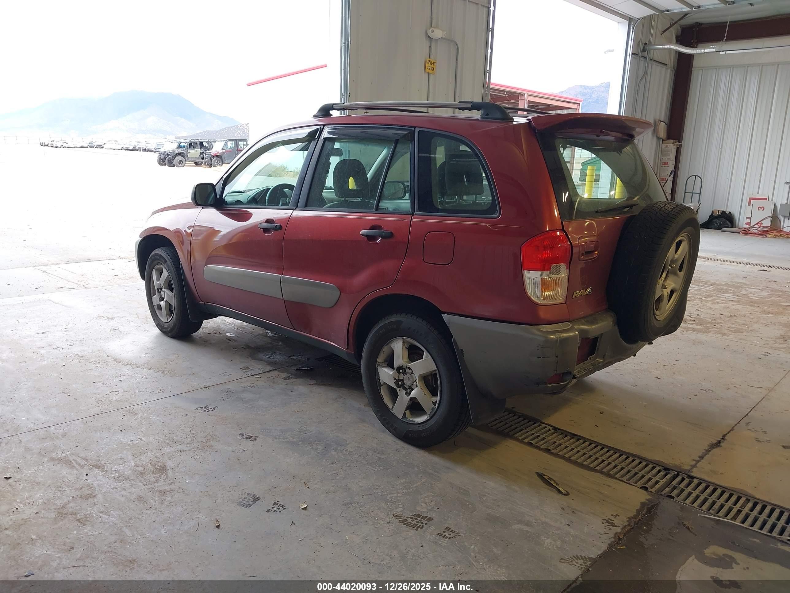 TOYOTA RAV4 image 3
