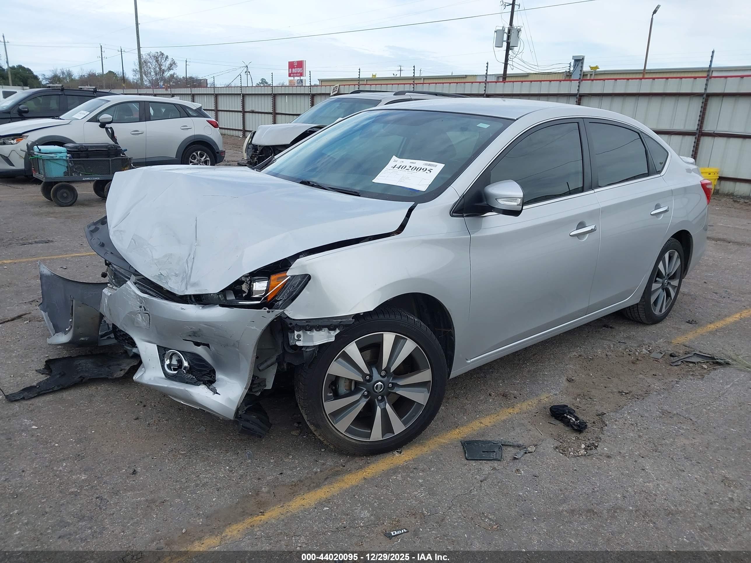 NISSAN SENTRA image 2