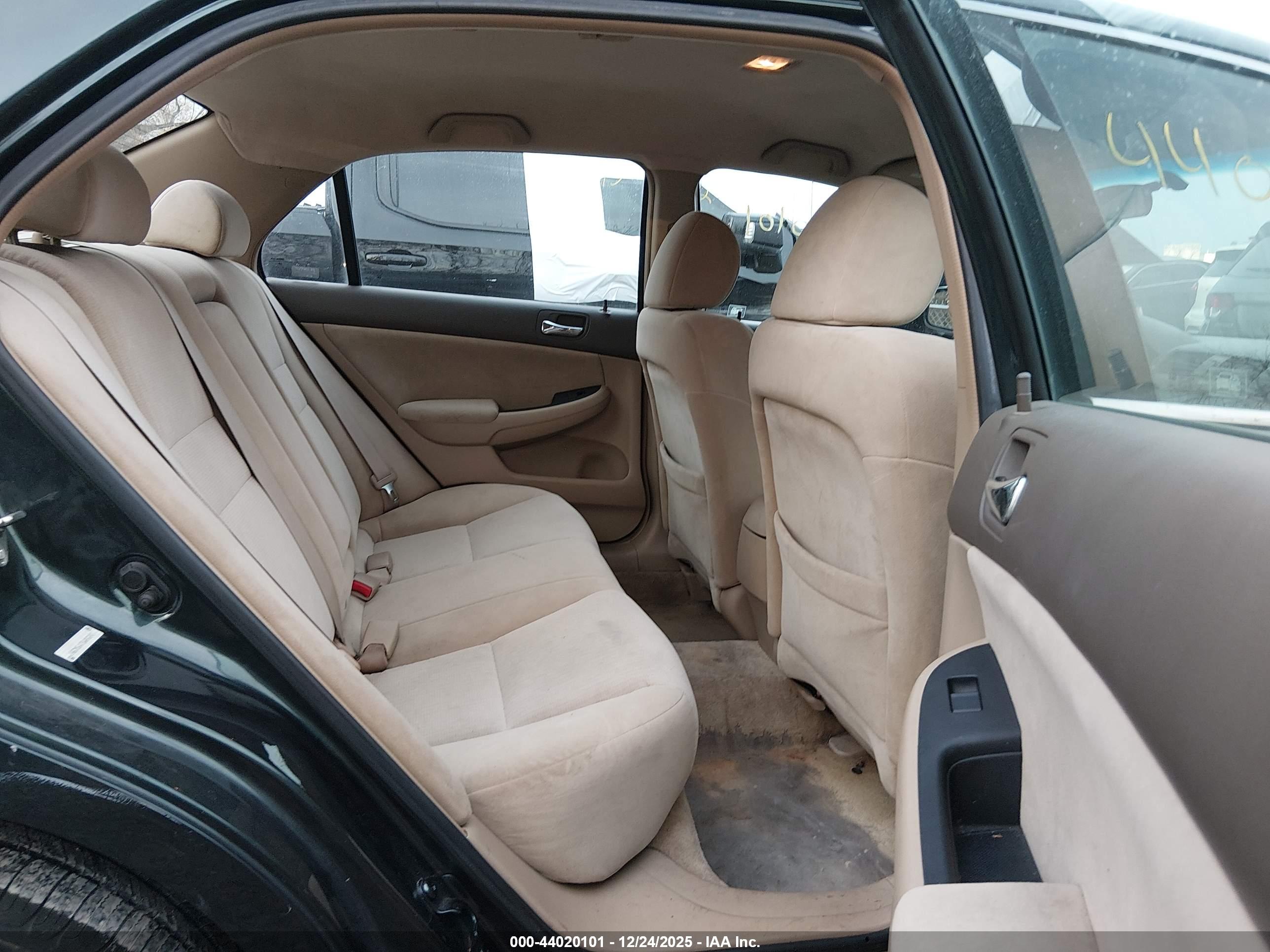 HONDA ACCORD image 8