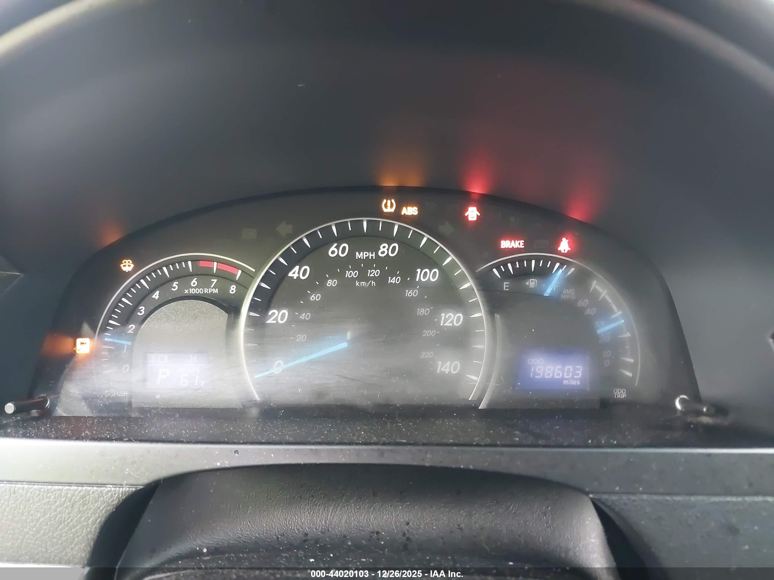 TOYOTA CAMRY image 7
