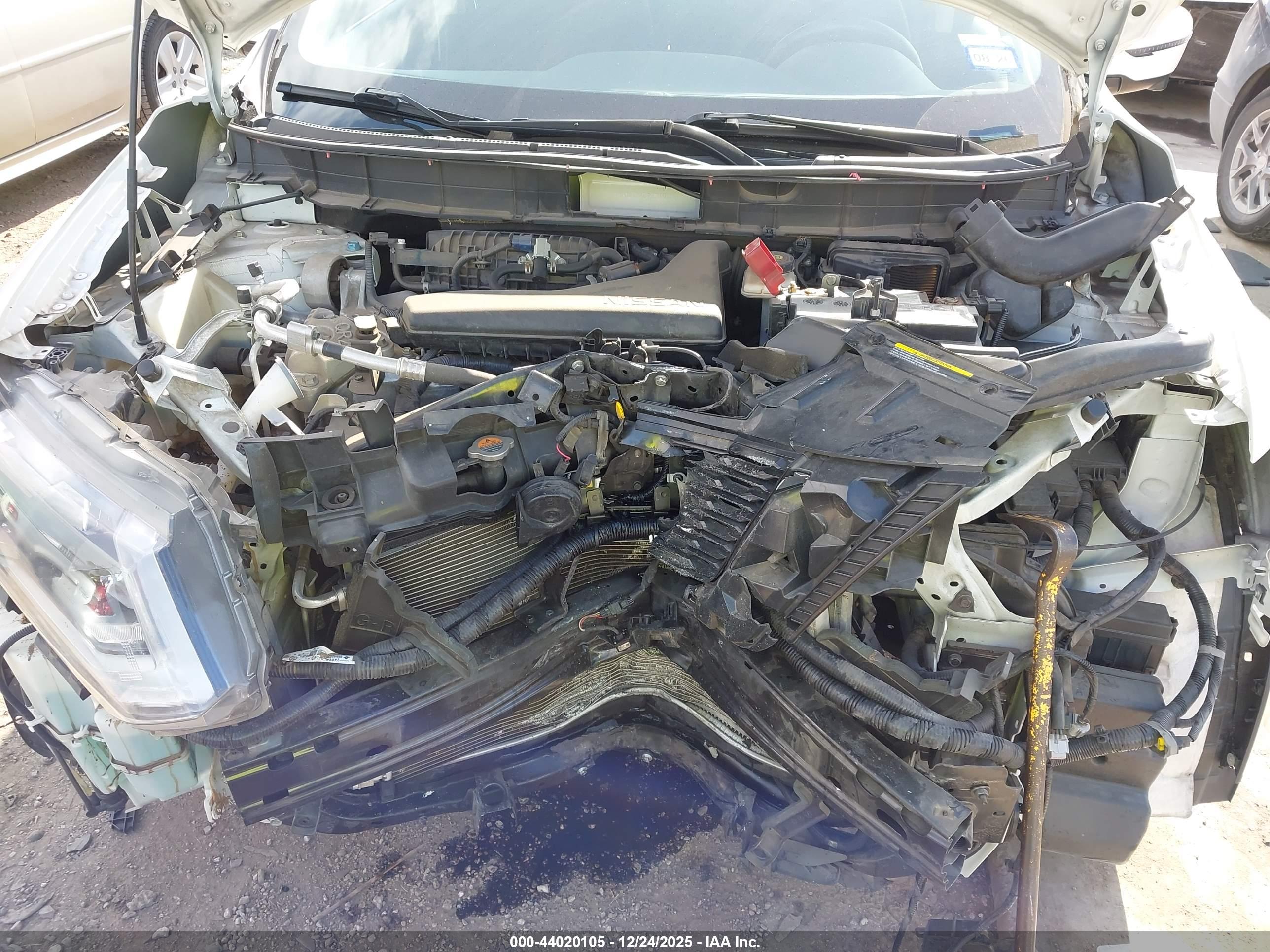 NISSAN ROGUE image 10
