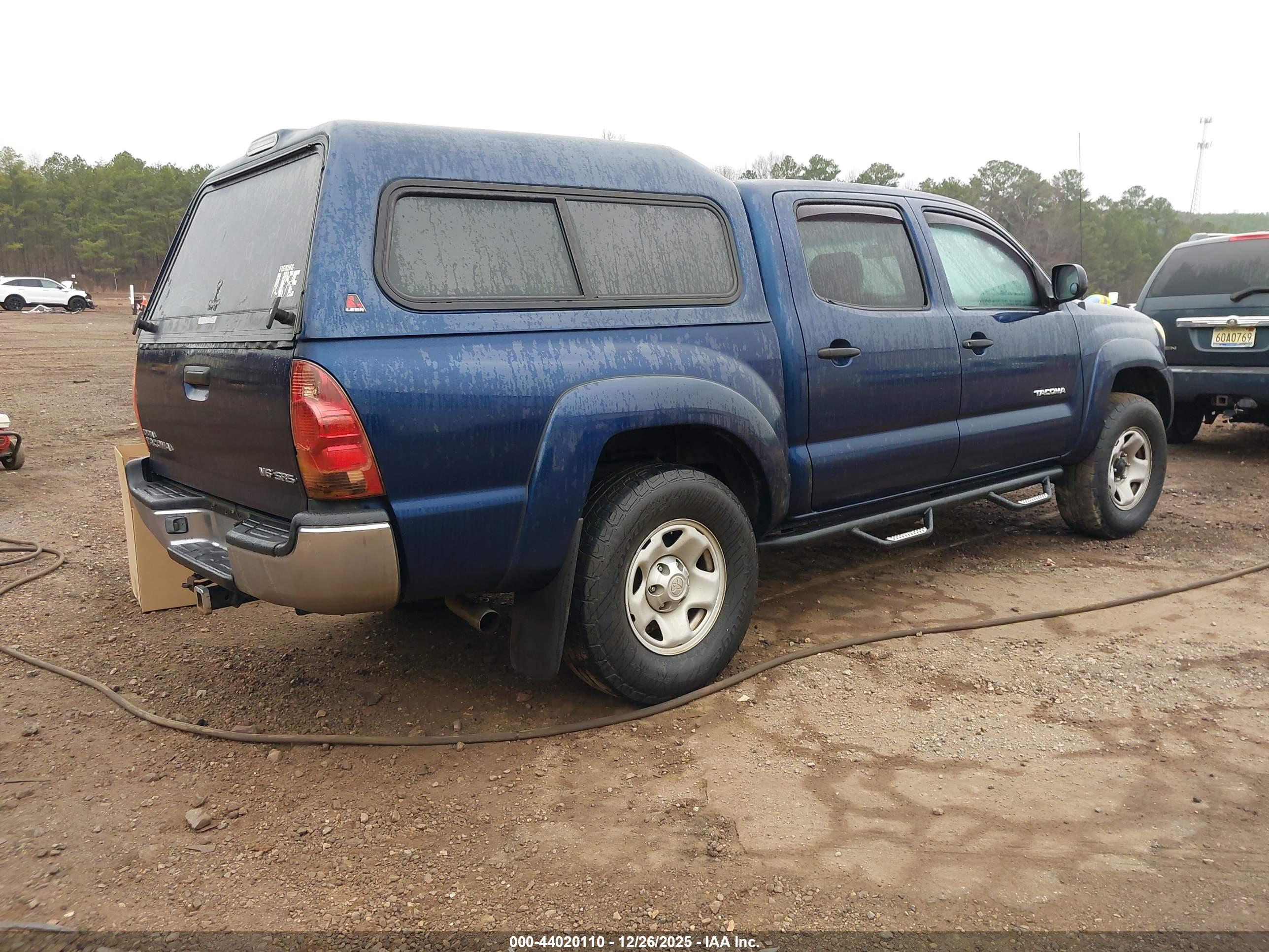 TOYOTA TACOMA image 4
