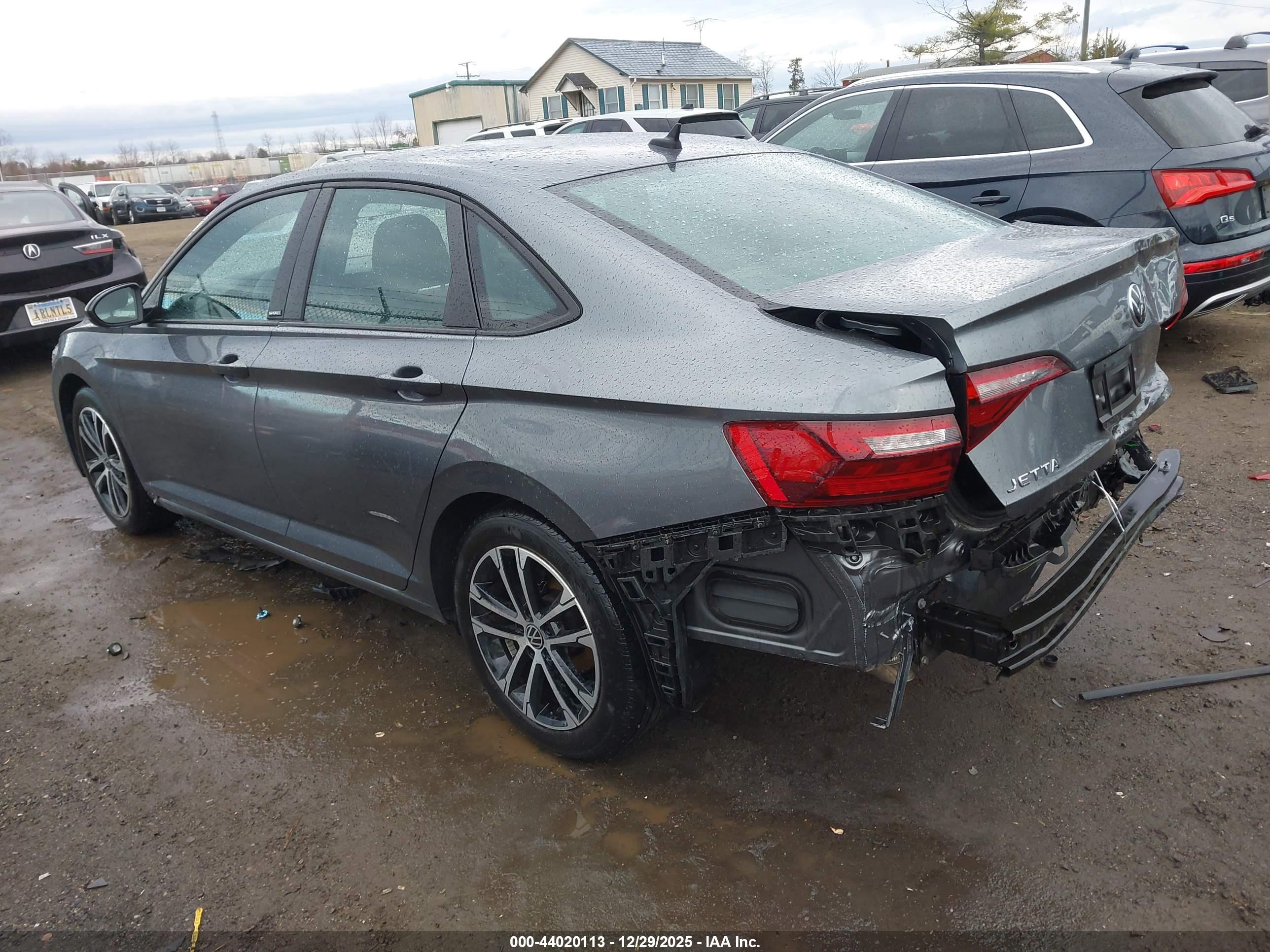 VOLKSWAGEN JETTA image 3
