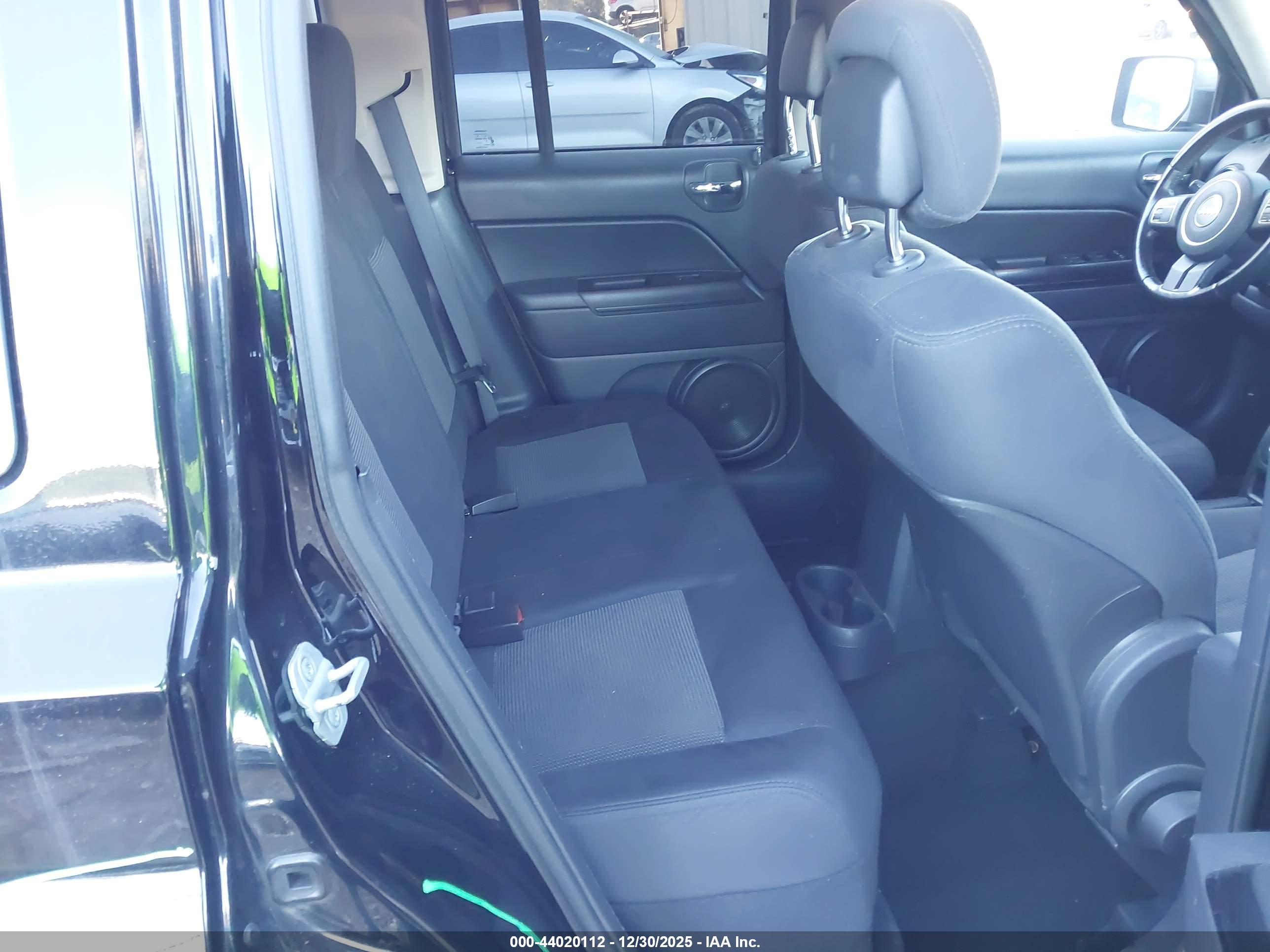 JEEP PATRIOT image 8