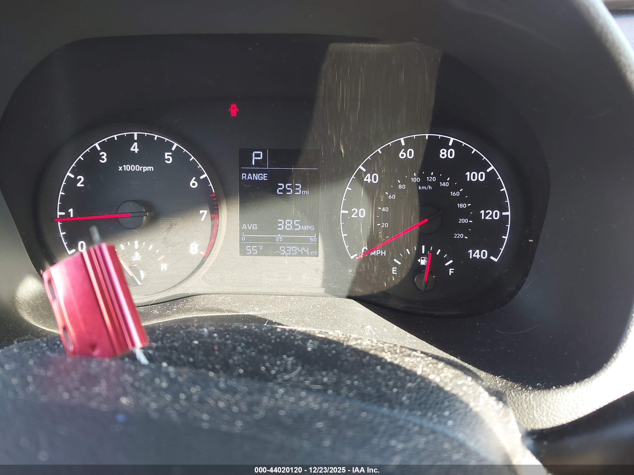 HYUNDAI ACCENT image 7