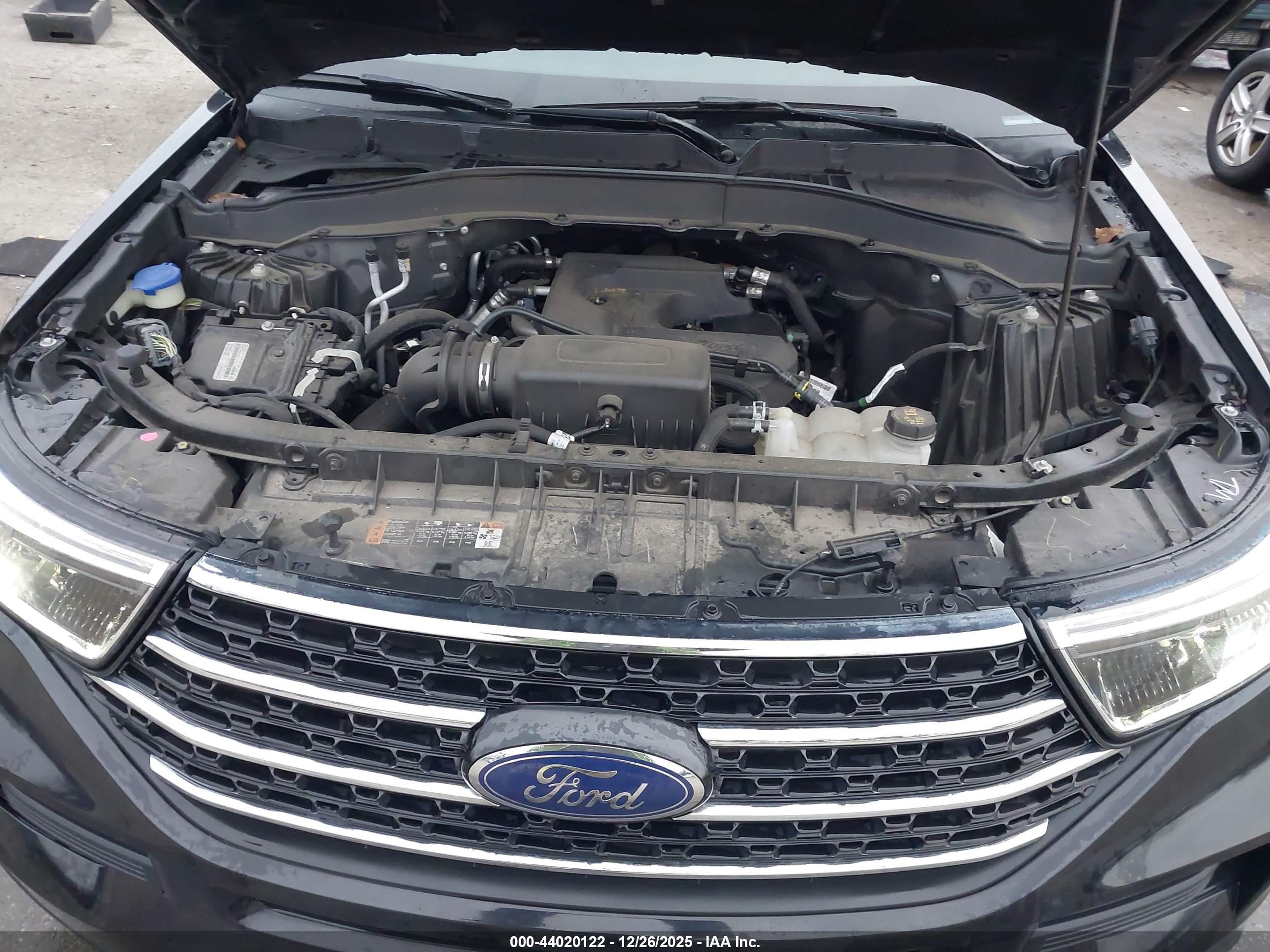 FORD EXPLORER image 10
